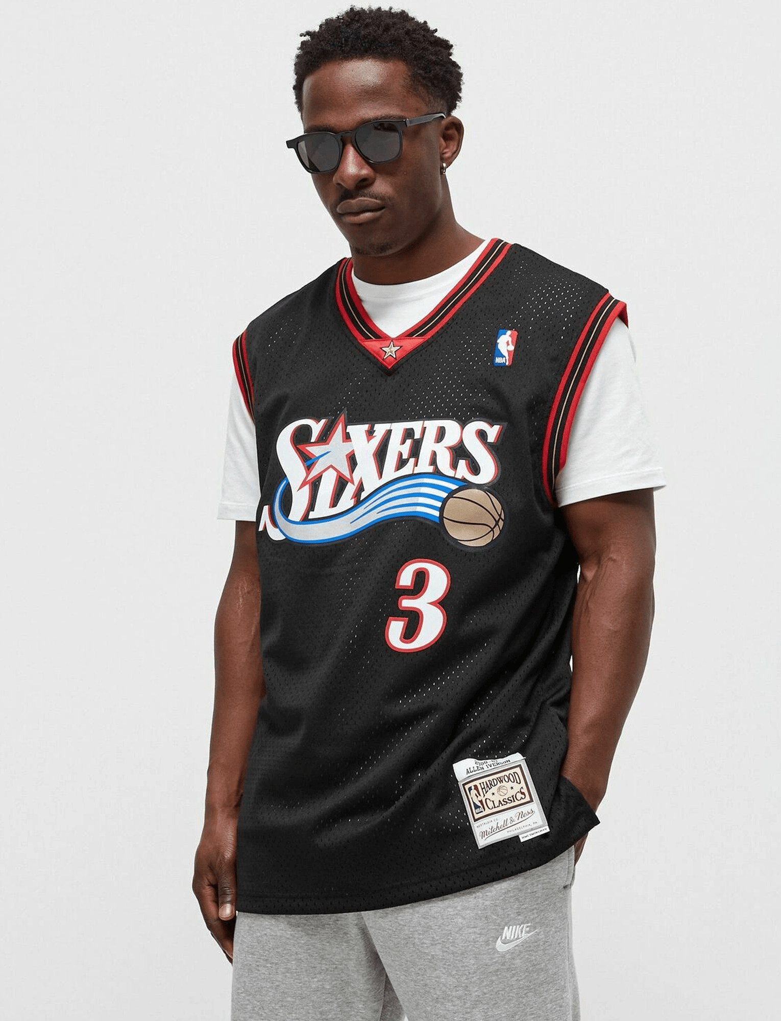 Mitchell And Ness Jerseys Allen Iverson Philadelphia 76ers Mitchell & Ness NBA 00-01 HWC Swingman Jersey - Black
