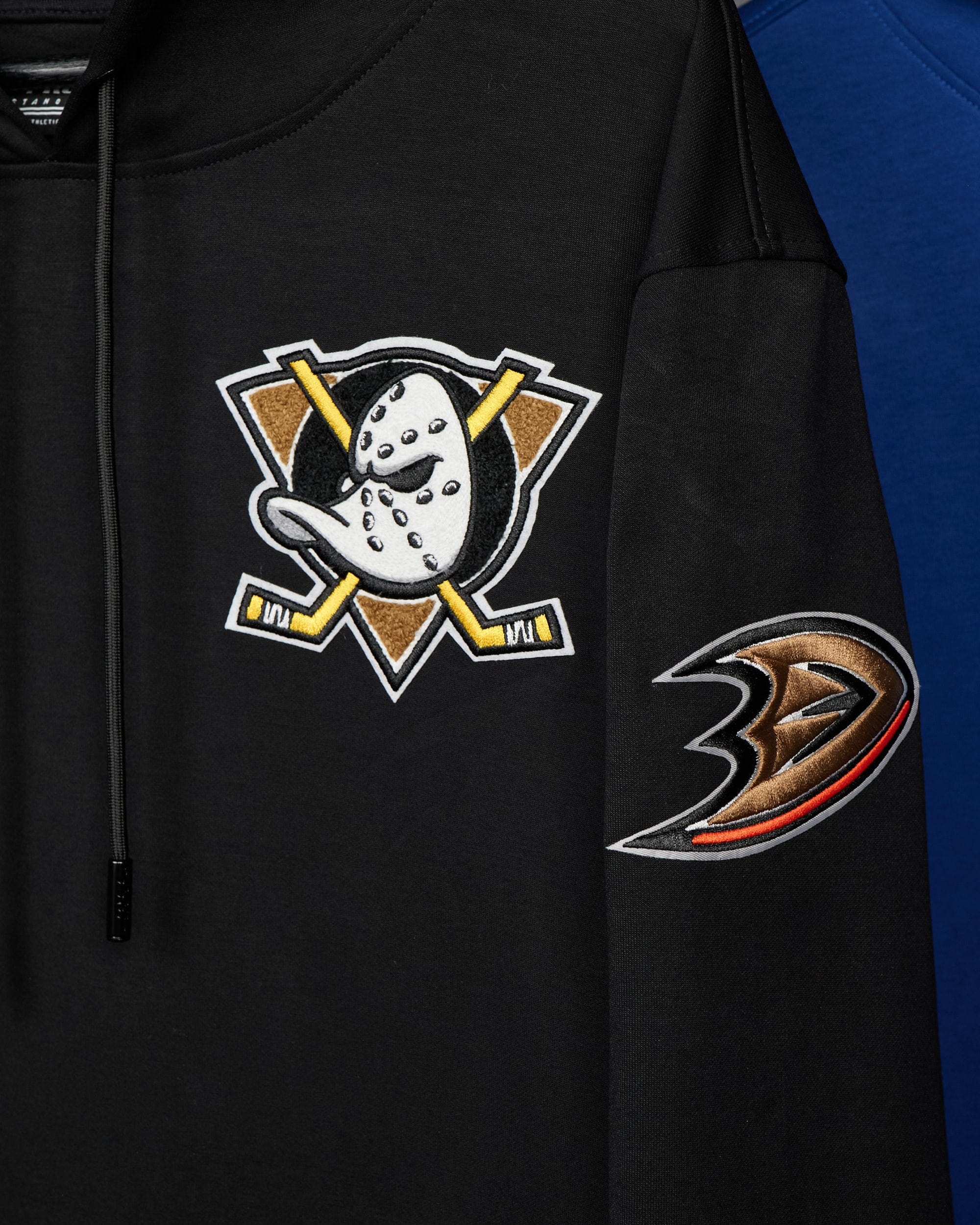 Pro Standard Jumpers Anaheim Ducks Pro Standard NHL Team Chenille Hoodie Jumper - Black
