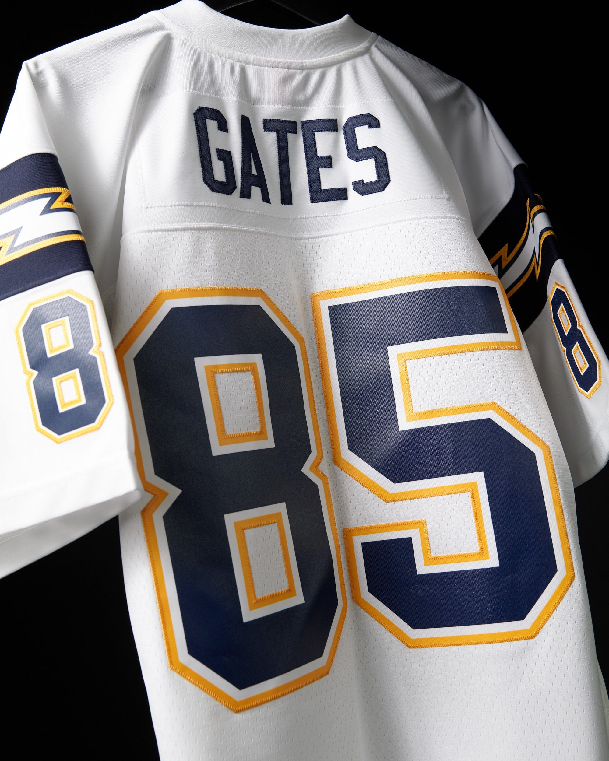 Mitchell And Ness Jerseys Antonio Gates Los Angeles Chargers Mitchell & Ness NFL 2006 Legacy Jersey - White