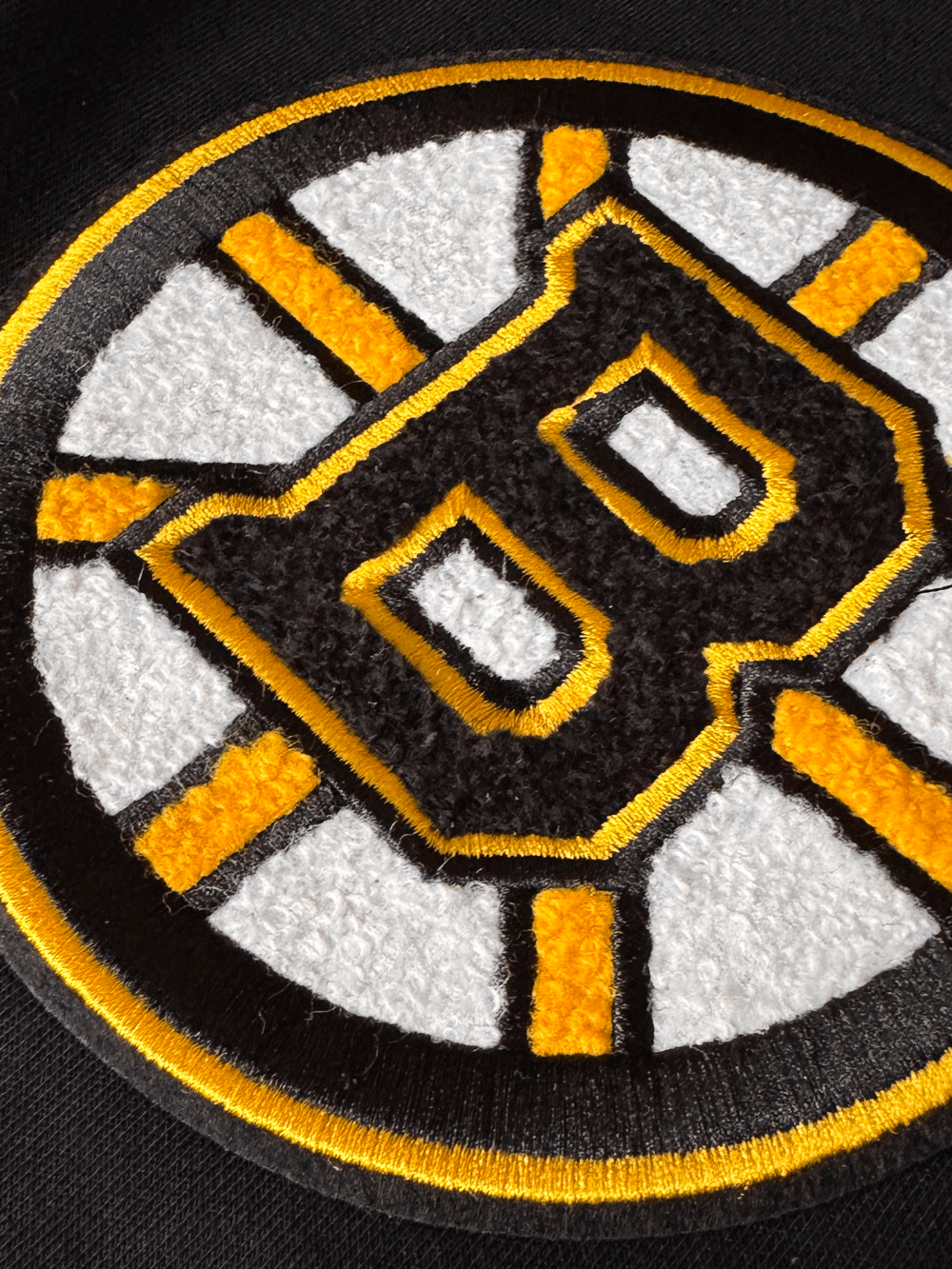 Pro Standard Jumpers Boston Bruins Pro Standard NHL Team Chenille Hoodie Jumper - Black