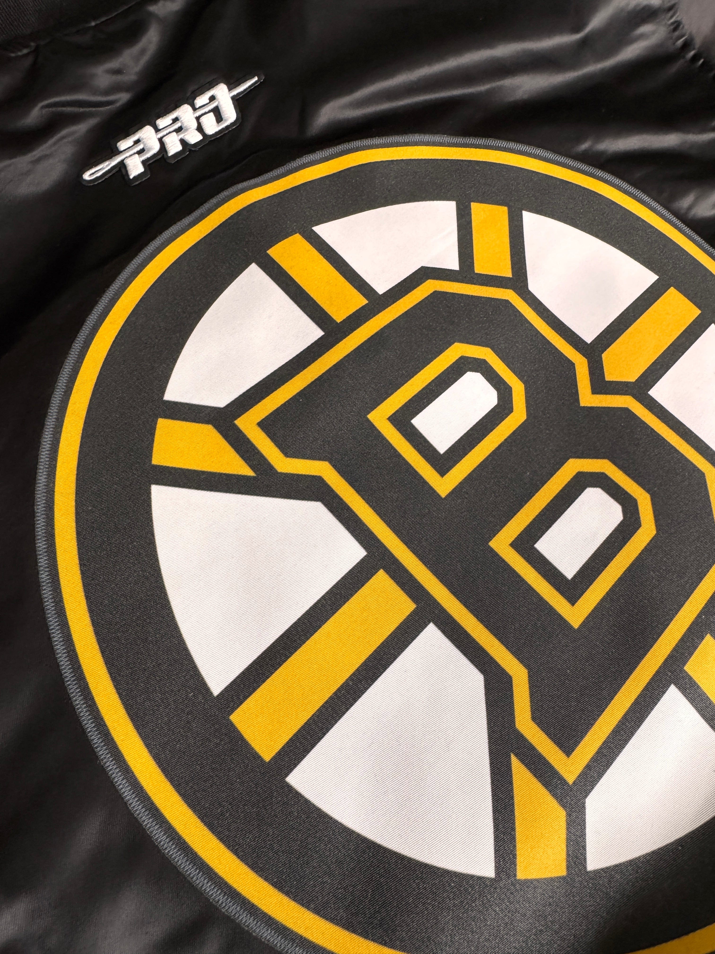 Pro Standard Jackets Boston Bruins Pro Standard NHL Team Classic Satin Button Jacket - Black