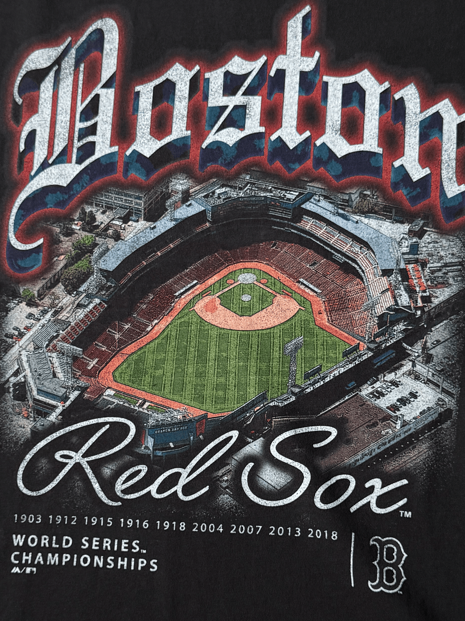 Majestic Athletic T-Shirts Boston Red Sox Majestic MLB Gothic Stadium Vintage T-Shirt - Faded Black