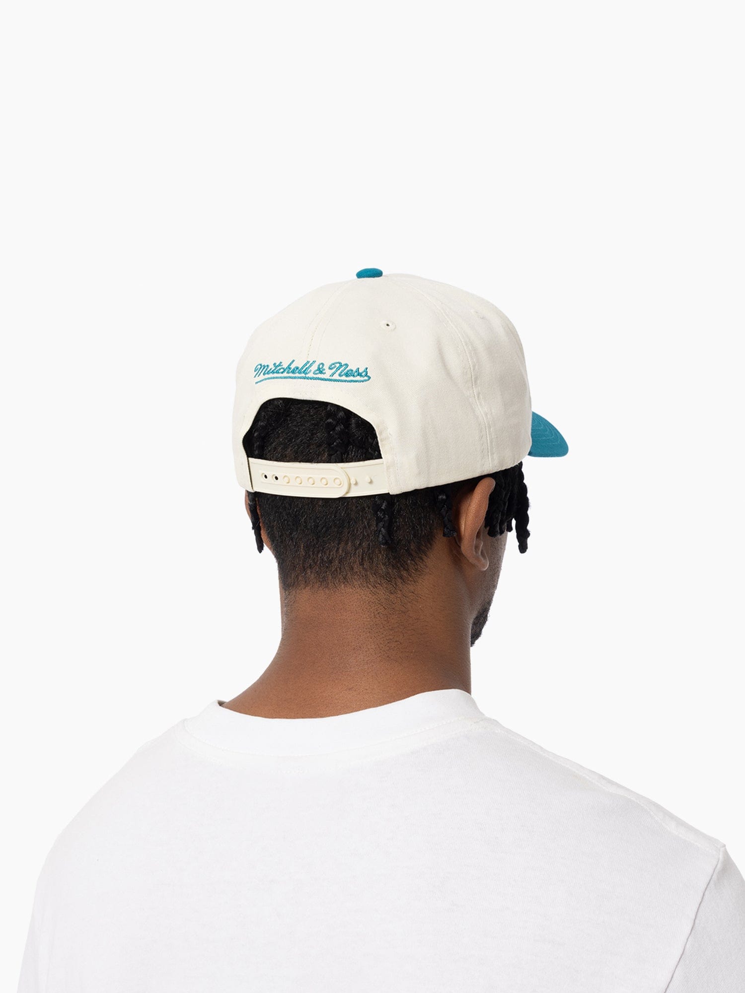 Mitchell And Ness Caps Charlotte Hornets Mitchell & Ness NBA HWC 2T Pro Pinch Snapback Hat - Cream