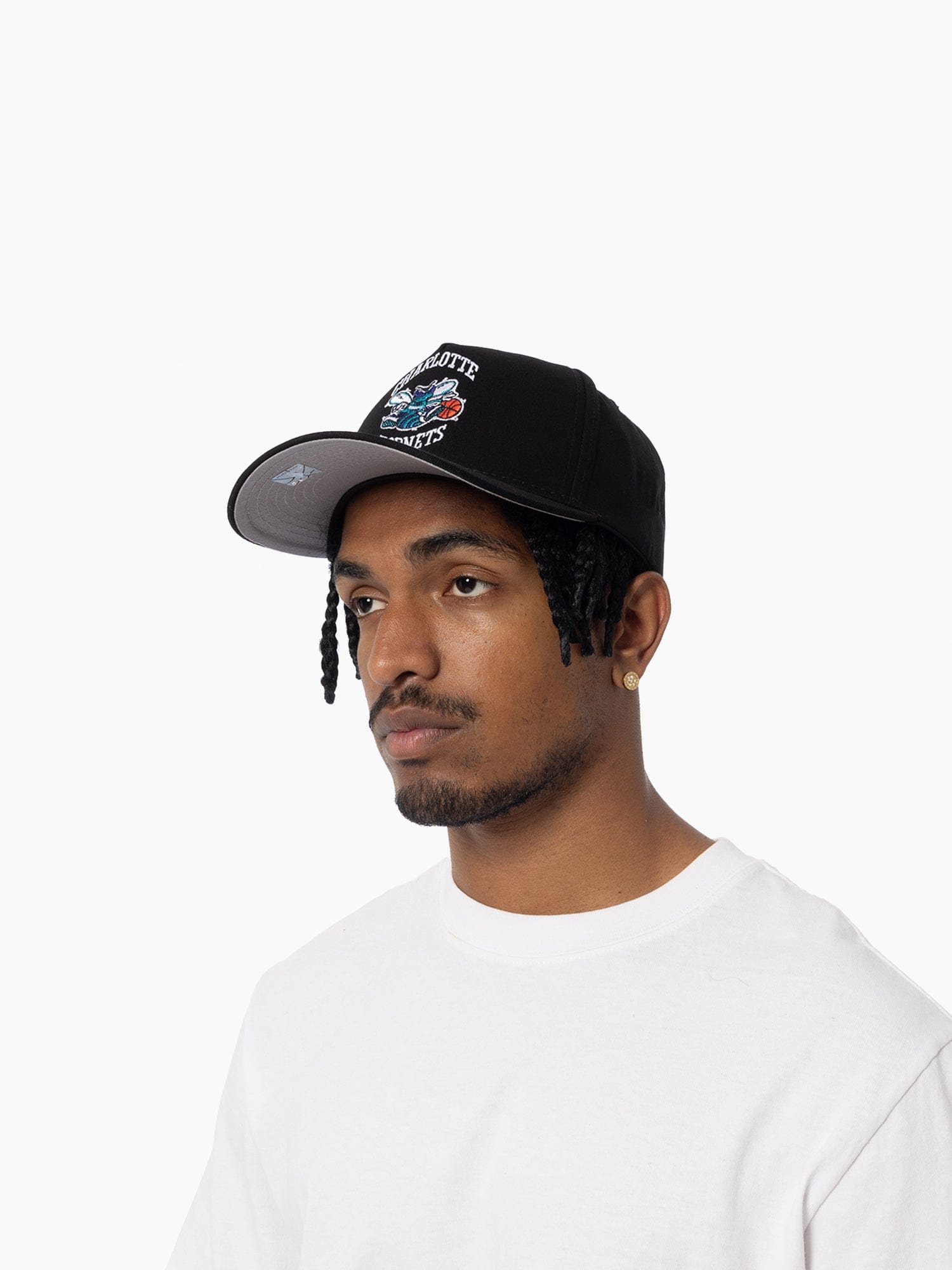Mitchell And Ness Caps Charlotte Hornets Mitchell & Ness NBA HWC Pro Pinch Snapback Hat - Black