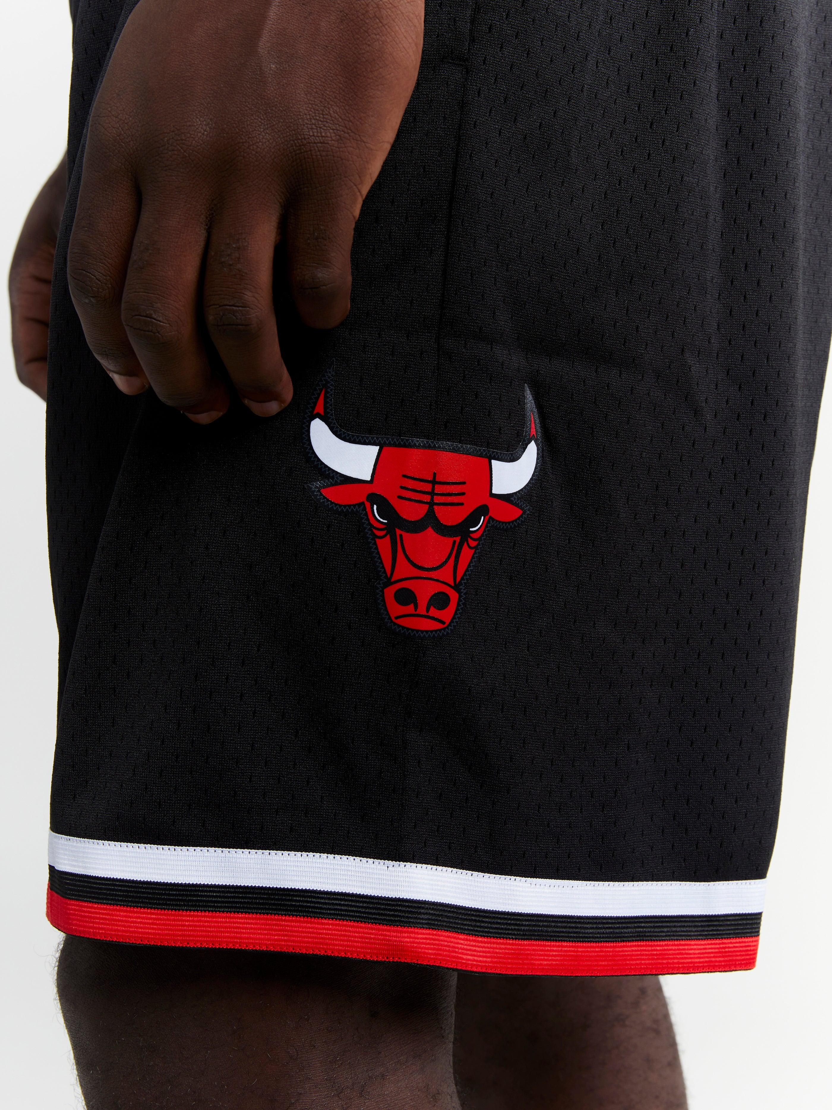 Mitchell And Ness Shorts Chicago Bulls Mitchell & Ness NBA 97-98 Alt Swingman Shorts - Black