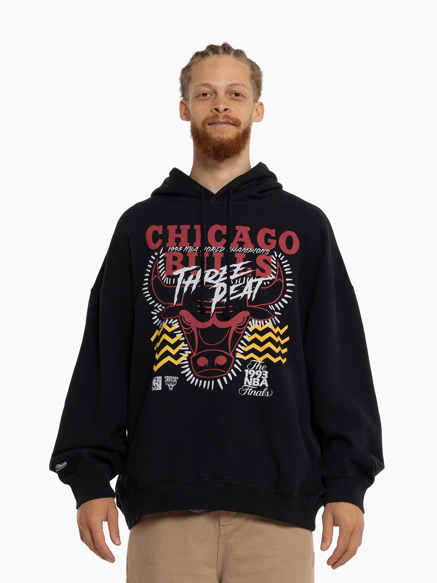 Mitchell And Ness Jumpers Chicago Bulls Mitchell & Ness NBA Accolades Vintage Hoodie Jumper - Faded Black
