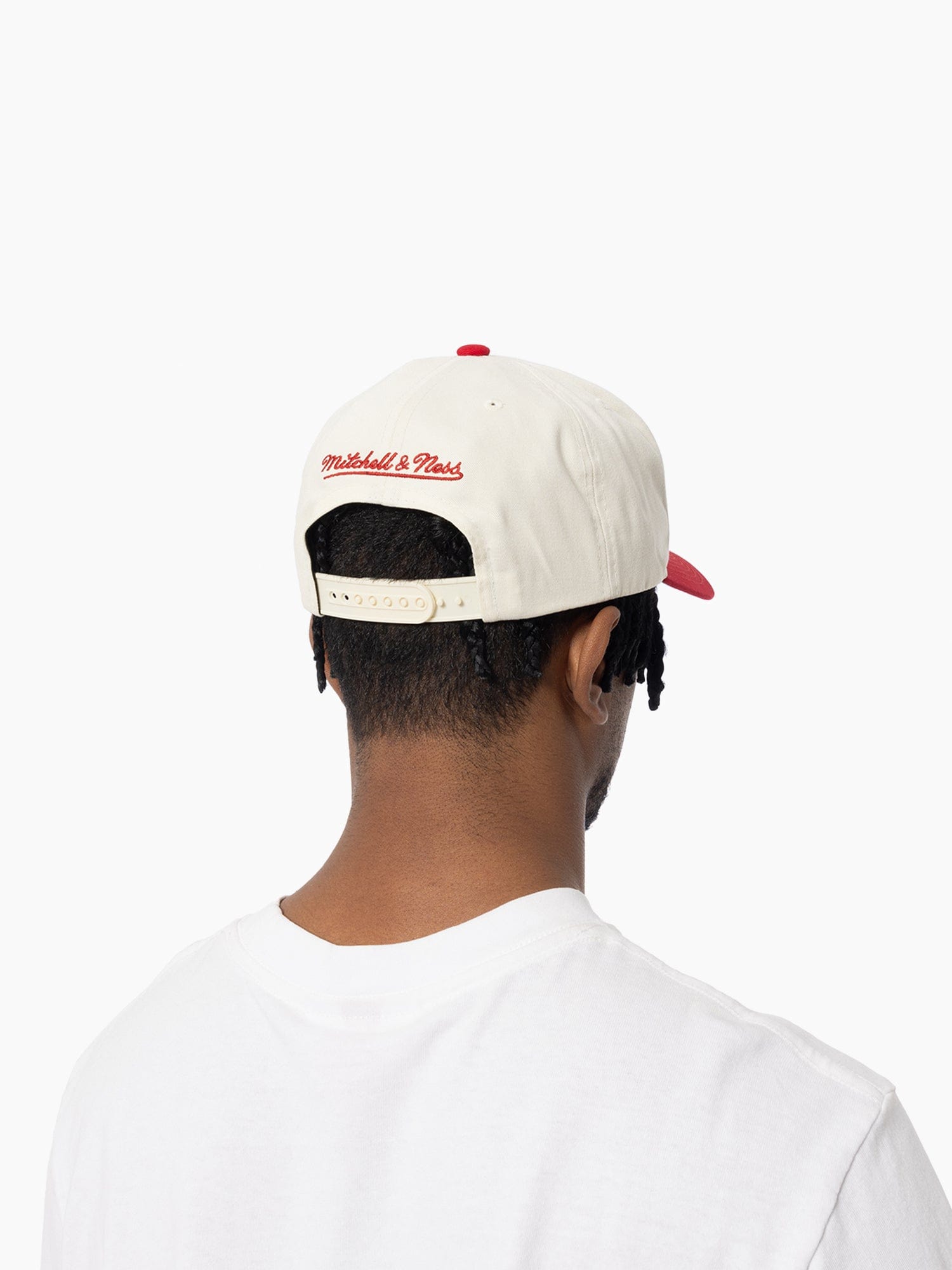Mitchell And Ness Caps Chicago Bulls Mitchell & Ness NBA HWC 2T Pro Pinch Snapback Hat - Cream