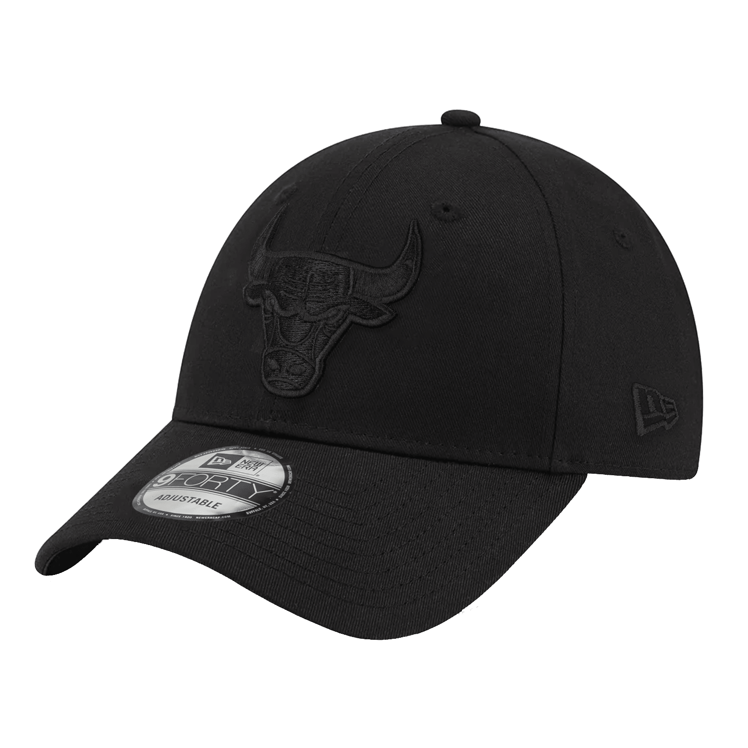 New Era Caps Chicago Bulls New Era NBA Black On Black 9FORTY Strapback Hat