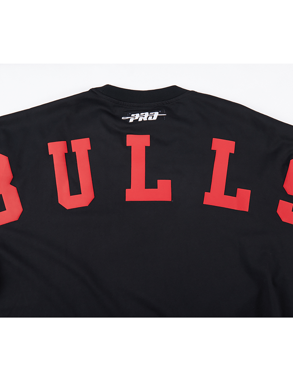 Pro Standard T-Shirts Chicago Bulls Pro Standard NBA Wingspan Drop Shoulder T-Shirt - Black