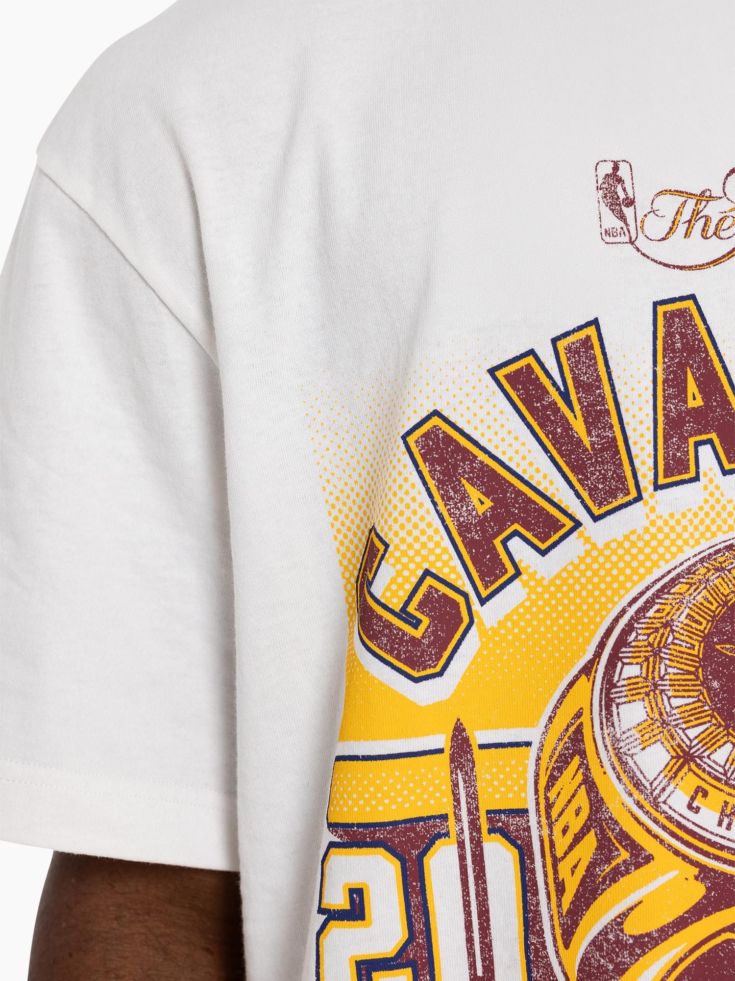 Mitchell And Ness T-Shirts Cleveland Cavaliers Mitchell & Ness NBA 16 Ring Vintage T-Shirt - White