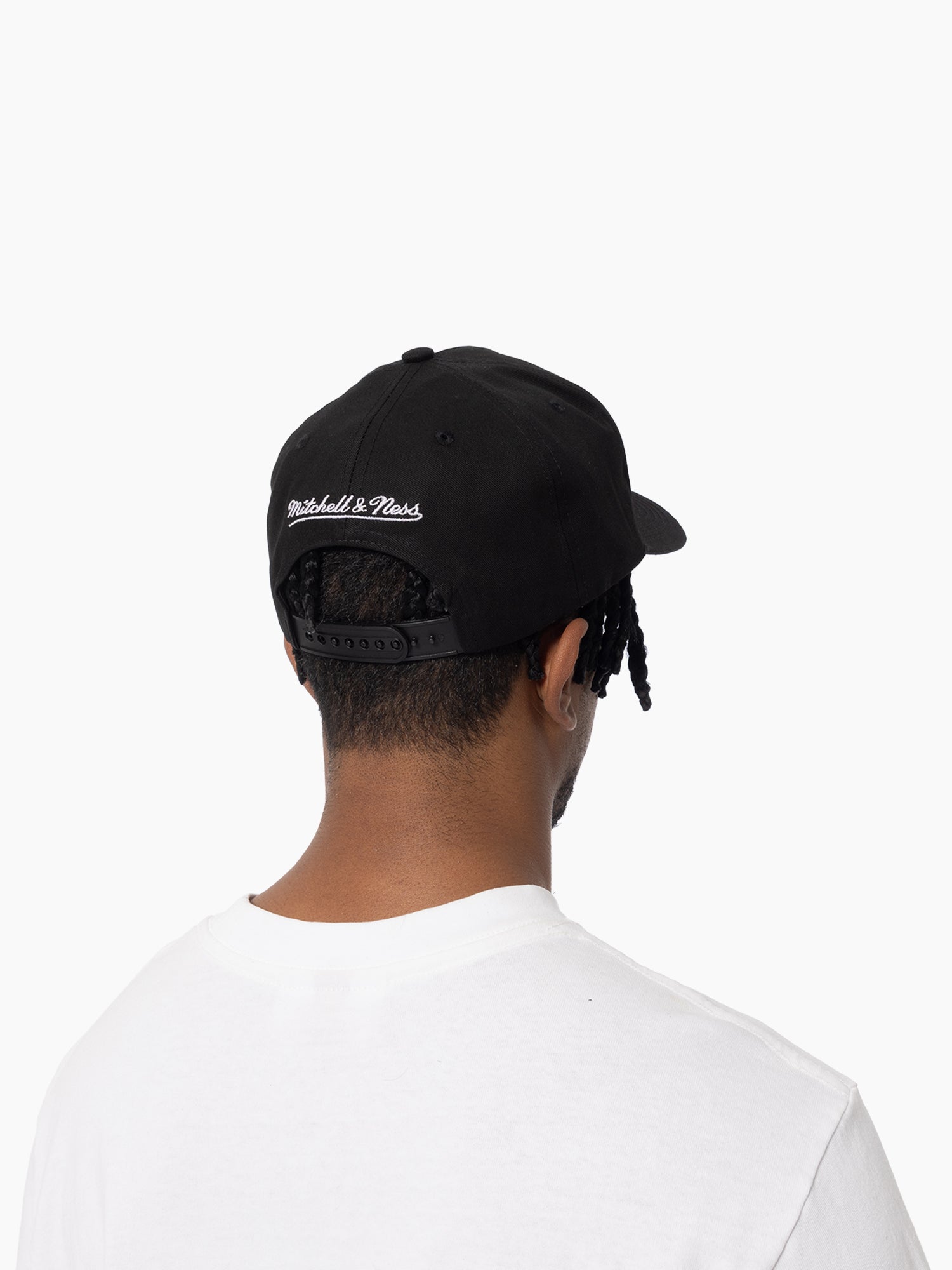 Mitchell And Ness Caps Cleveland Cavaliers Mitchell & Ness NBA HWC Pro Pinch Snapback Hat - Black