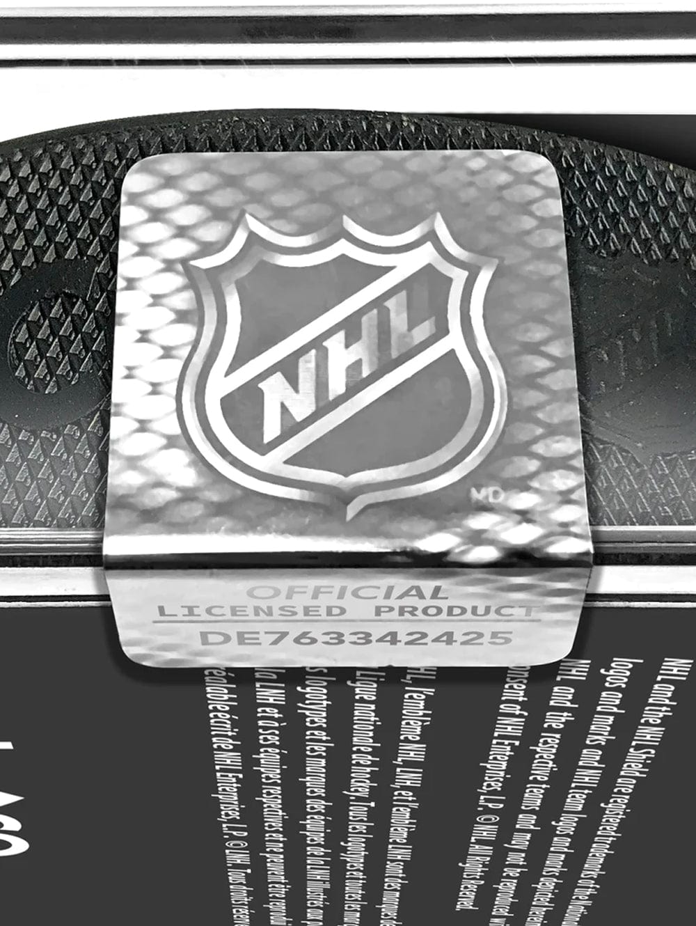 Inglasco Pucks Colorado Avalanche Inglasco NHL 24-25 Official Game Puck In Cube