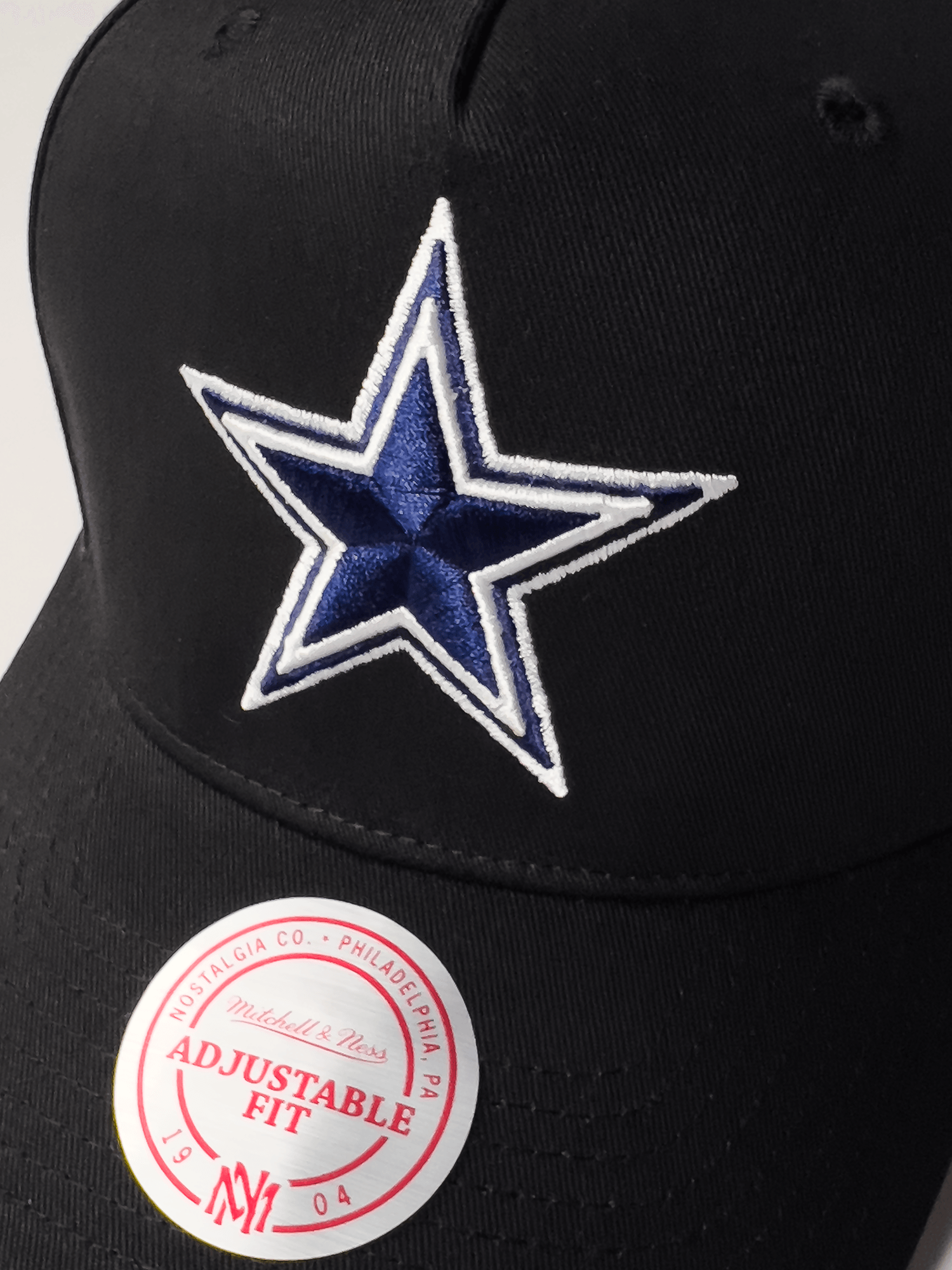 Mitchell And Ness Caps Dallas Cowboys Mitchell & Ness NFL Throwback MVP Snapback Hat - Black
