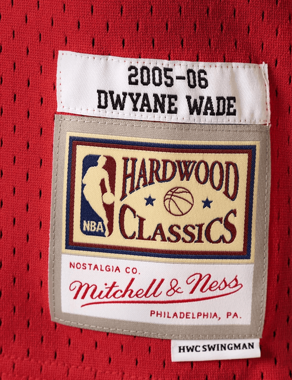 Mitchell And Ness Jerseys Dwyane Wade Miami Heat 05-06 Road Mitchell & Ness NBA Swingman Jersey - Red