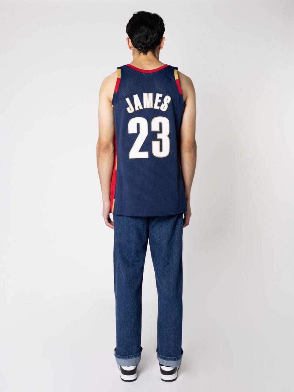 Mitchell And Ness Jerseys LeBron James Cleveland Cavaliers Mitchell & Ness NBA 08-09 Alt Swingman Jersey - Navy