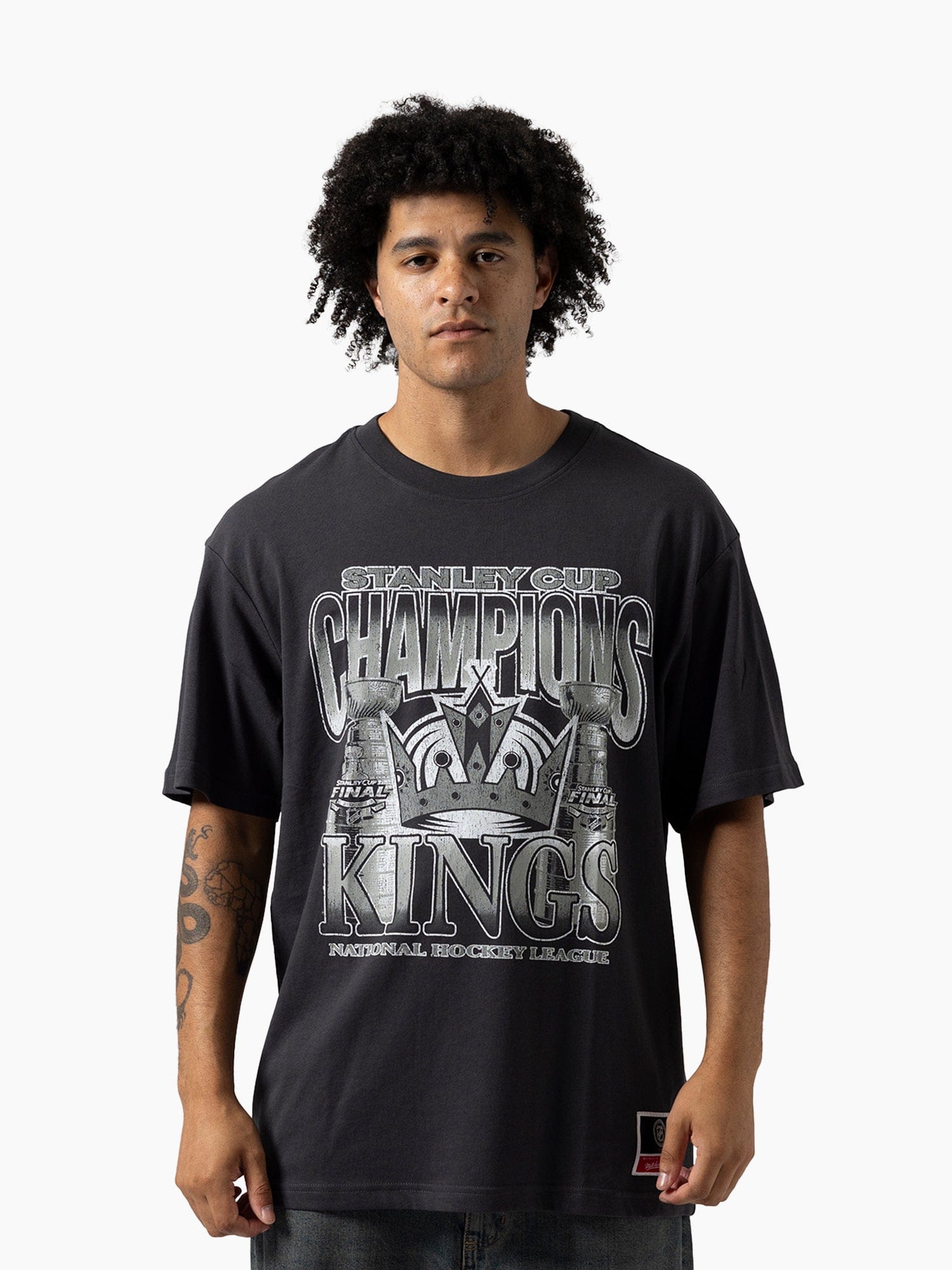 Mitchell And Ness T-Shirts Los Angeles Kings Mitchell & Ness NHL 14 x Stanley Cup Vintage T-Shirt - Washed Black
