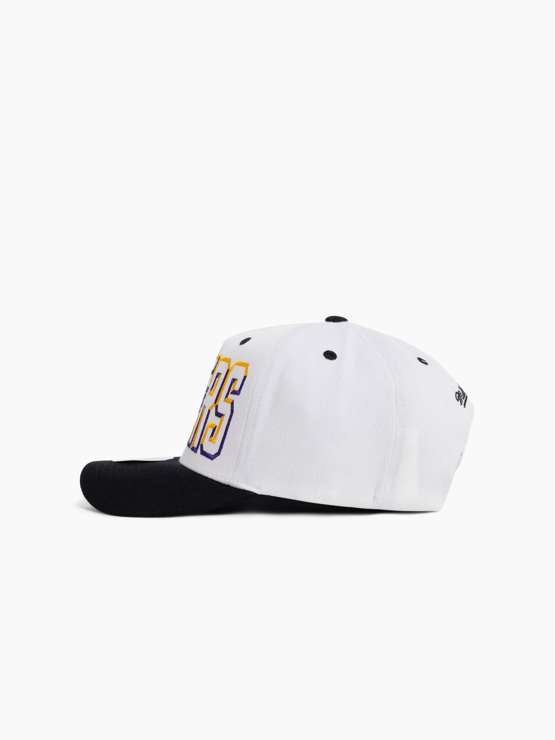 Mitchell And Ness Caps Los Angeles Lakers Mitchell & Ness NBA Bevel Classic Red Snapback Hat - White
