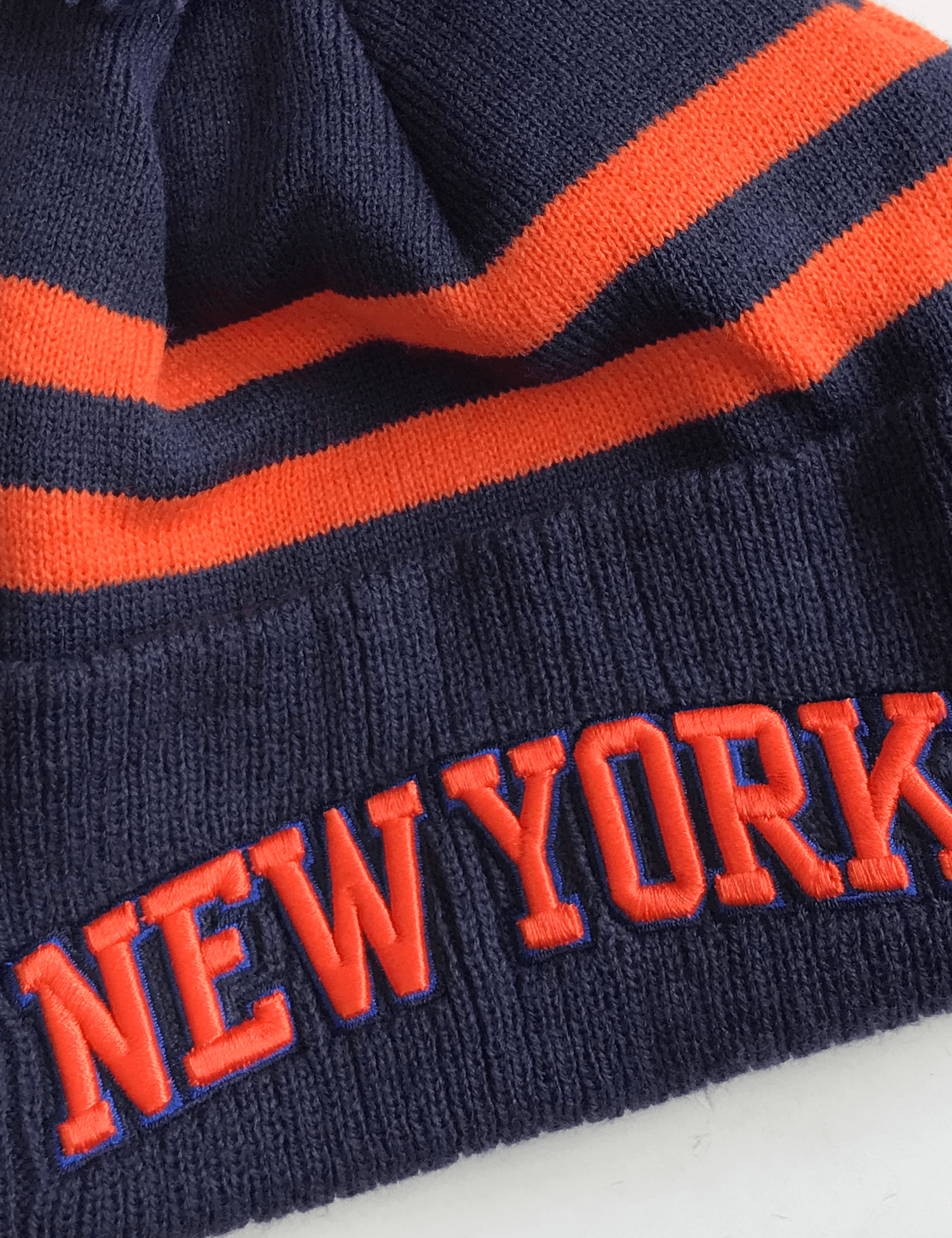 New Era Caps New York Knicks New Era NBA Statement Knit Beanie - Navy