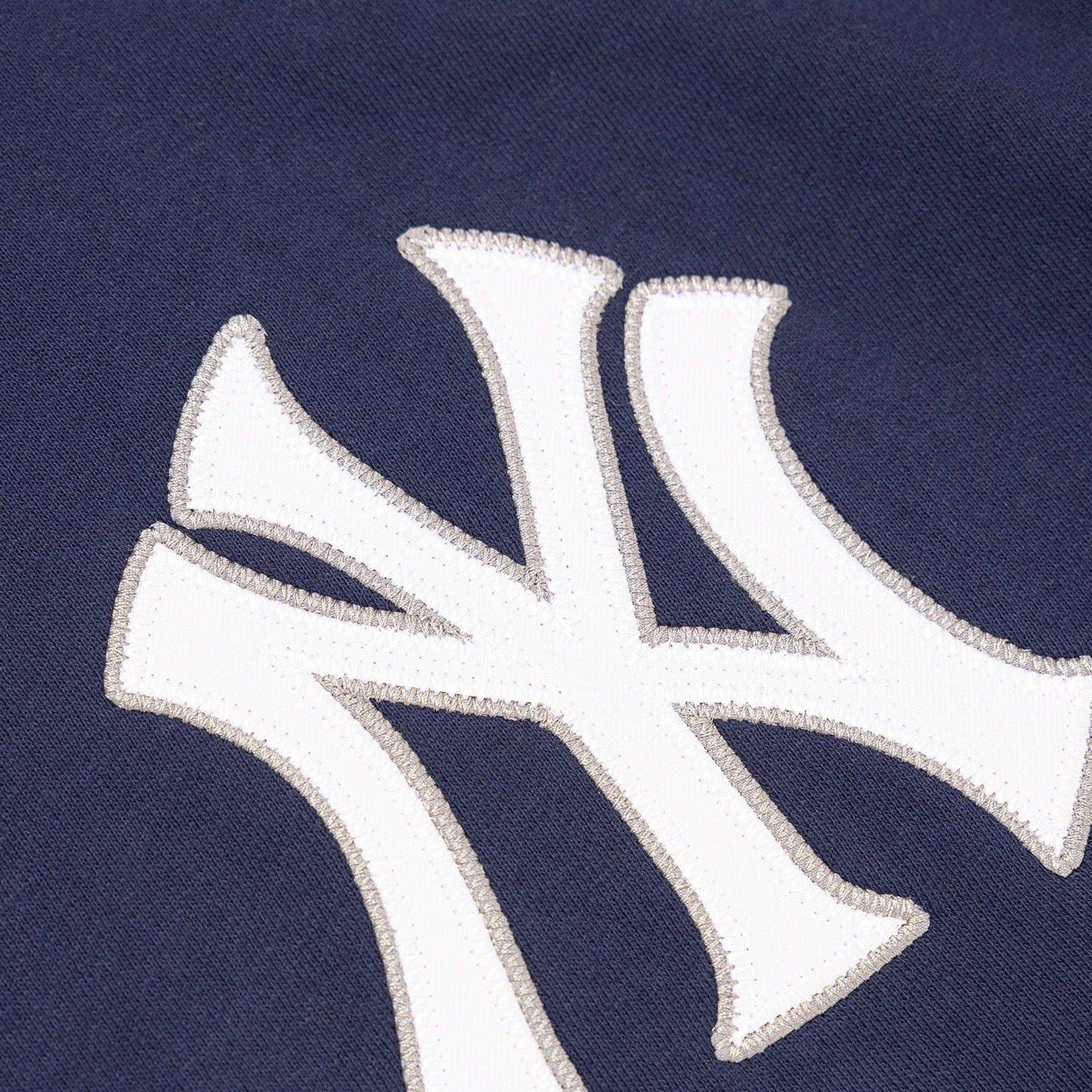 Majestic Athletic Jumpers New York Yankees MLB V Ath Vintage Hoodie Jumper - Faded Navy