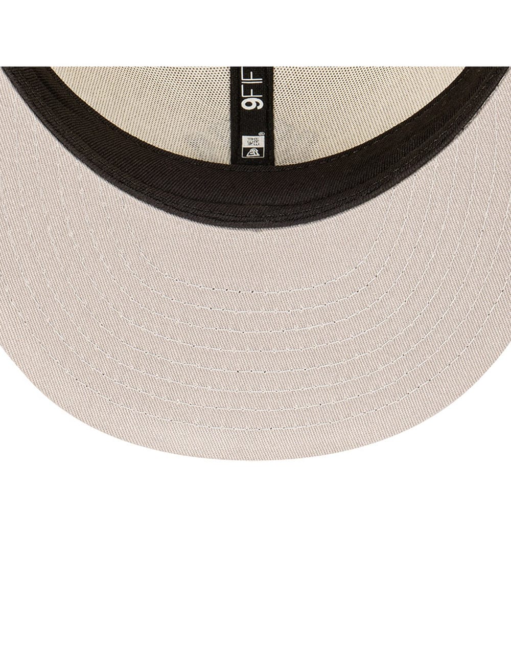 New Era Caps New York Yankees New Era MLB 2 Tone 9FIFTY Snapback Hat - Chrome White