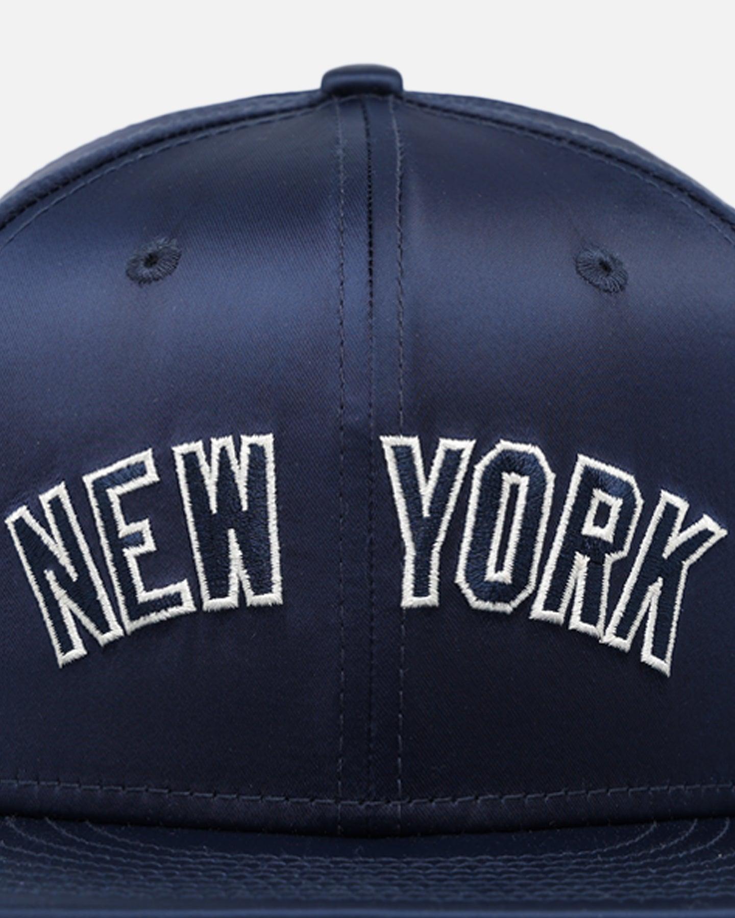 New Era Caps New York Yankees New Era MLB Satin Champs 9FIFTY Snapback Hat - Navy