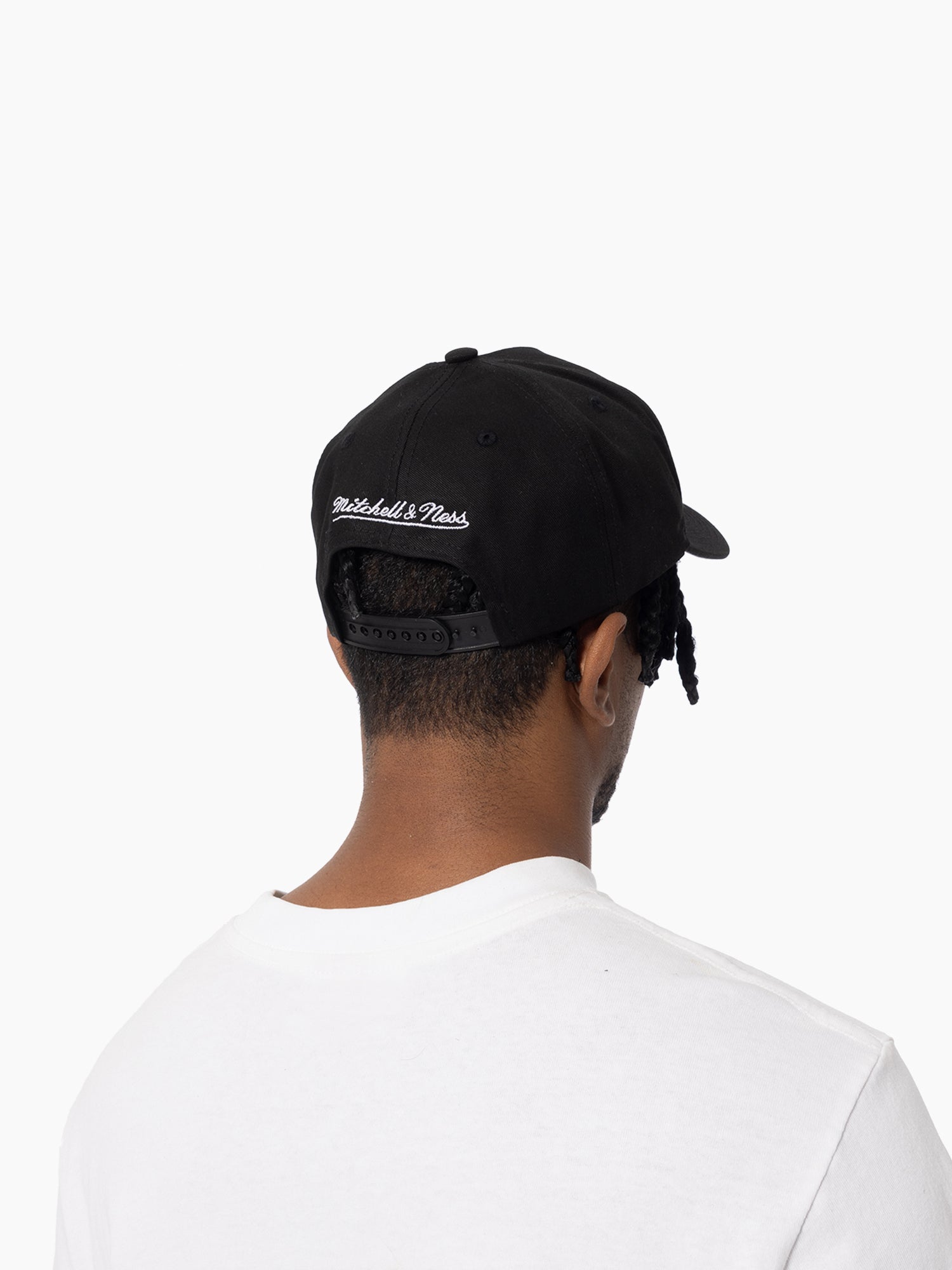 Mitchell And Ness Caps San Antonio Spurs Mitchell & Ness NBA HWC Pro Pinch Snapback Hat - Black