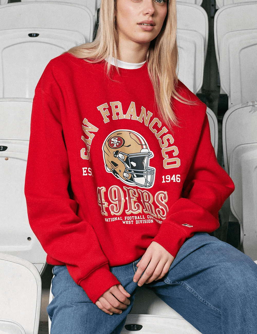 Russell Athletic Jumpers San Francisco 49ers Russell Athletic NFL Retro Arch Crew Jumper - Red