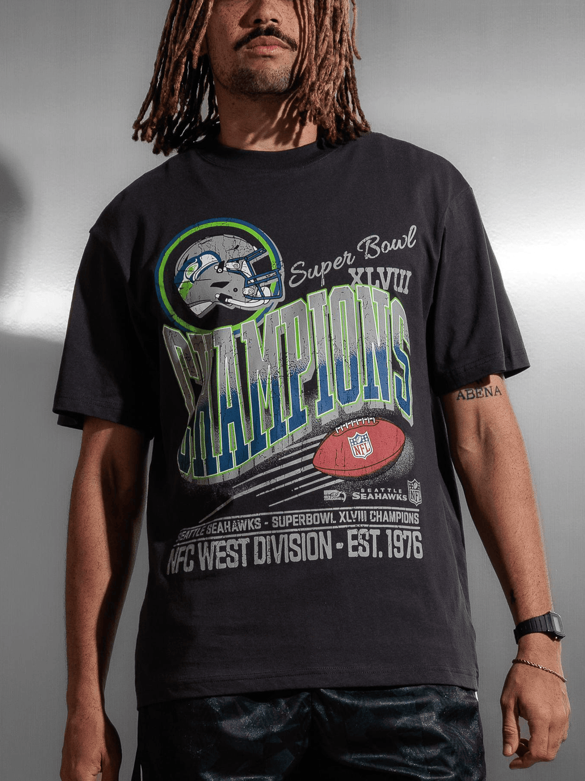 NFL Branded T-Shirts Seattle Seahawks NFL XLVIII Champs Vintage T-Shirt - Washed Black