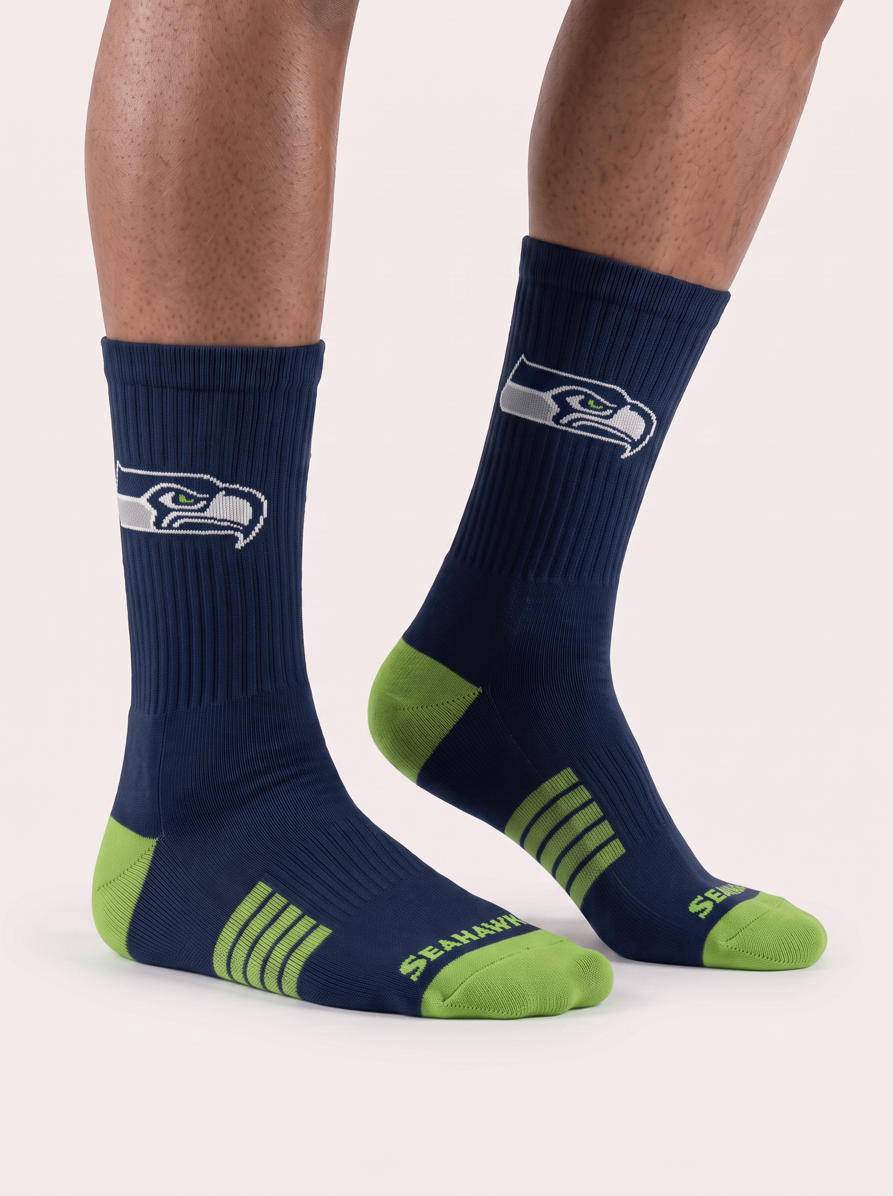 Strideline Socks Large (9-12 US) Seattle Seahawks Strideline NFL Team Premier Flex-Stretch Crew Socks - 2 Pack