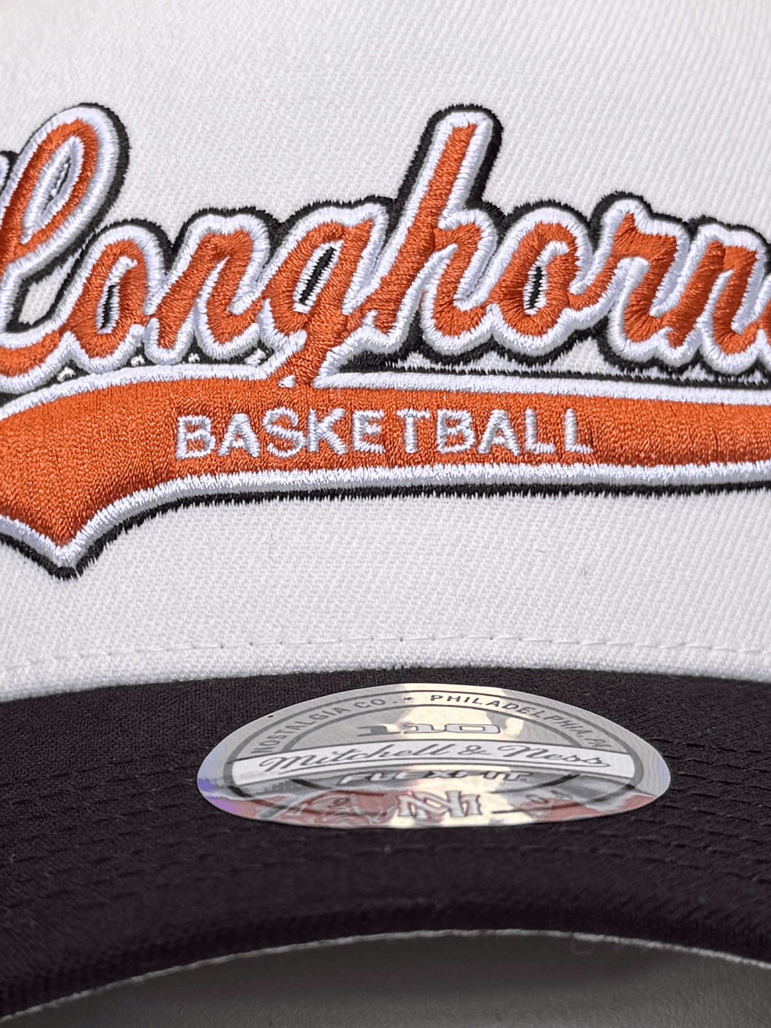 Mitchell And Ness Caps Texas Longhorns Mitchell & Ness NCAA 2T Tailsweep 110 Flex Snapback Hat - Off White