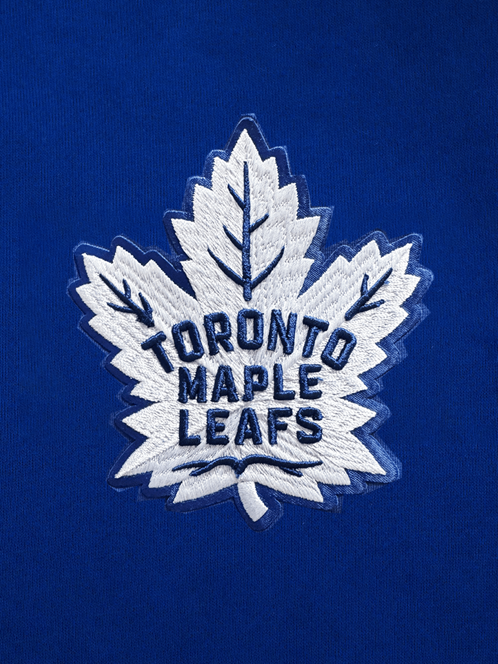 Pro Standard Jumpers Toronto Maple Leafs Pro Standard NHL Classic Chenille Flex Hoodie Jumper - Blue