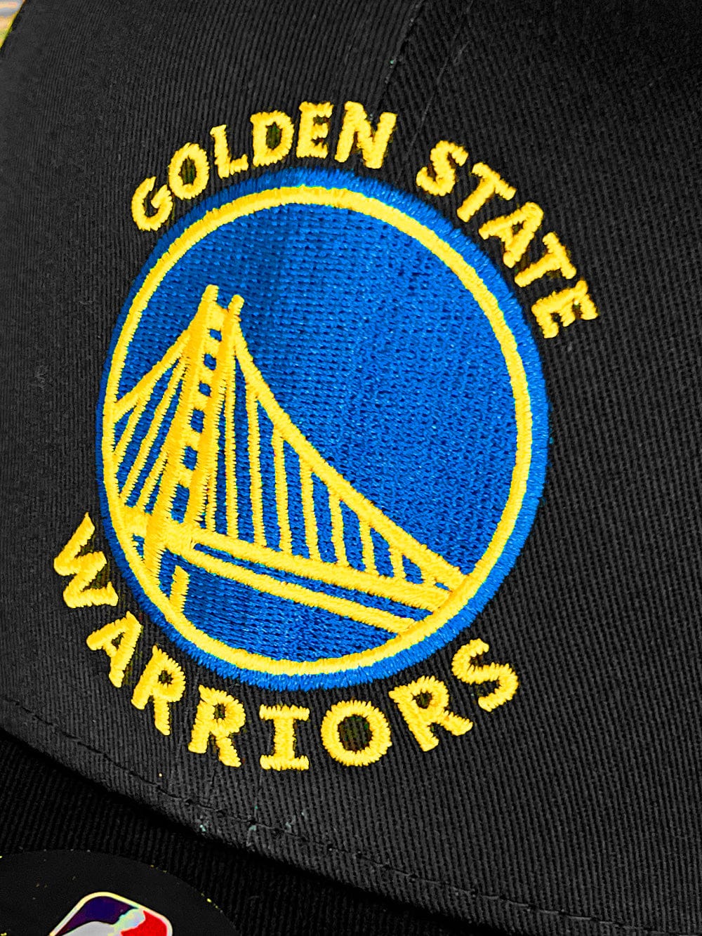 NBA Essentials Caps Youths Youths Golden State Warriors NBA Essentials Team Curve Snapback Hat - Black