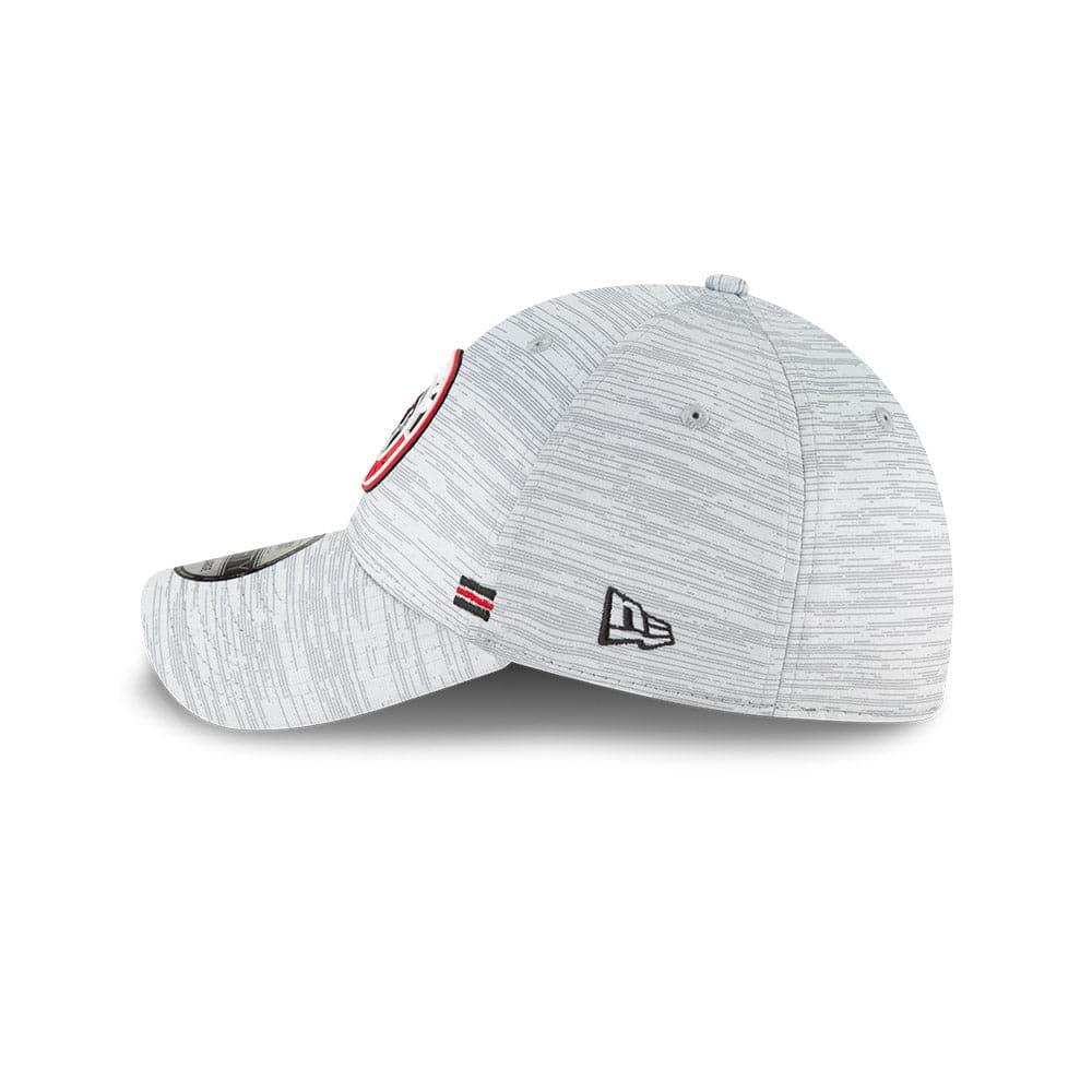 New Era Caps Atlanta Falcons New Era NFL 2020 Sideline 39THIRTY Flex Fit Curve Hat - Grey