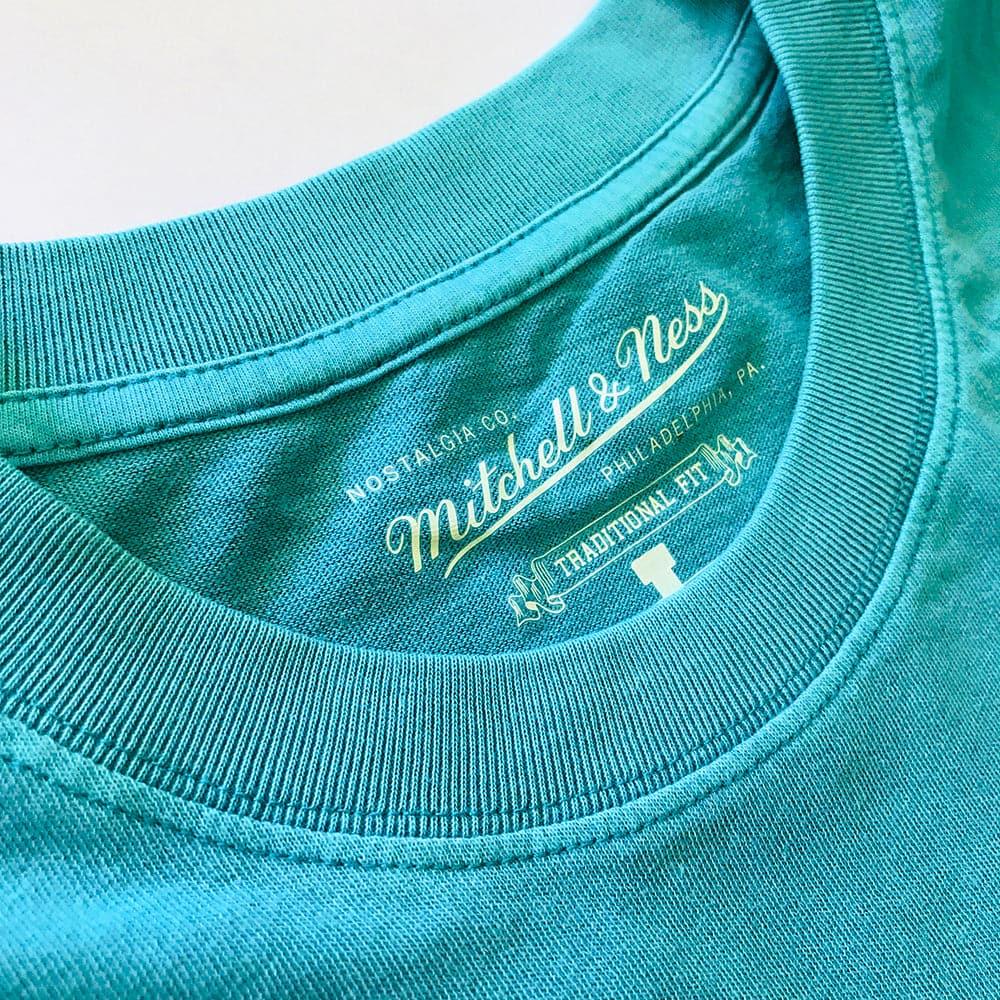 Mitchell And Ness T-Shirts Charlotte Hornets Mitchell & Ness NBA HWC Big Logo Vintage T-Shirt - Faded Aqua