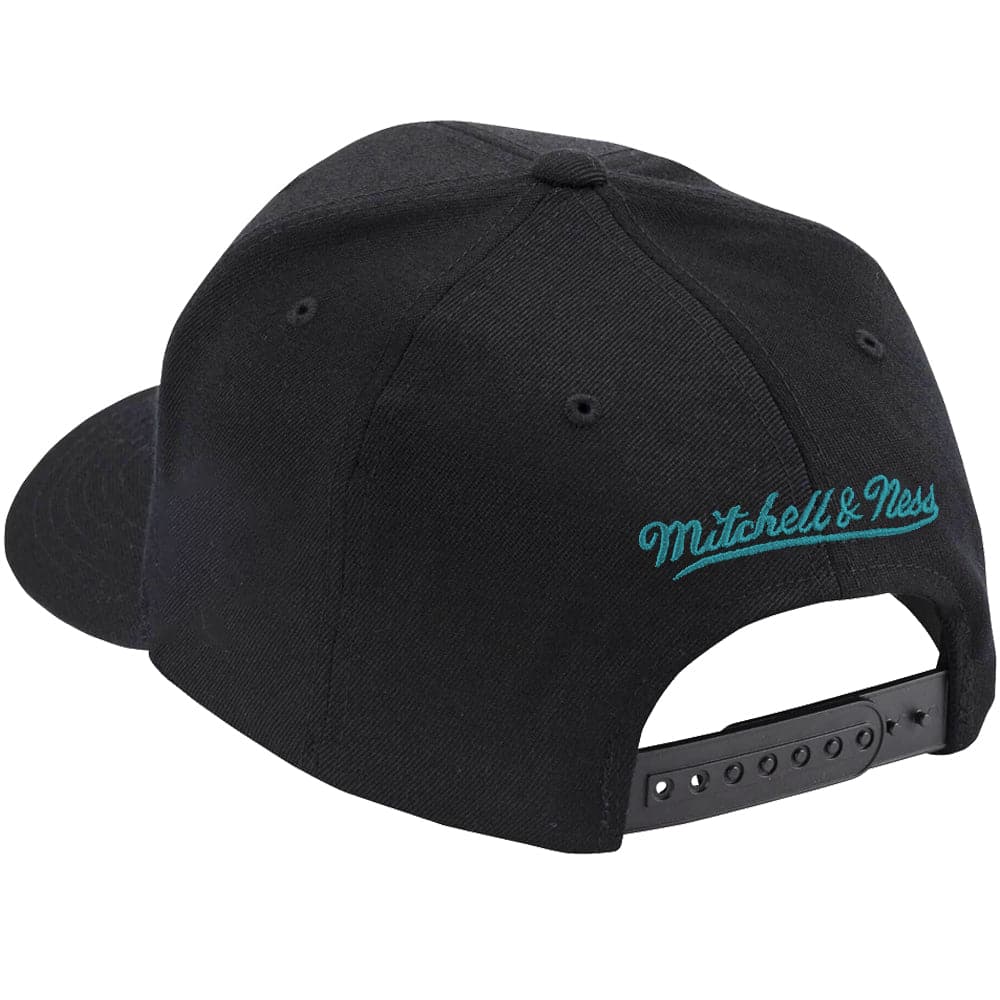 Mitchell And Ness Caps Charlotte Hornets Mitchell & Ness NBA Logo Script Classic Red Snapback Hat - Black