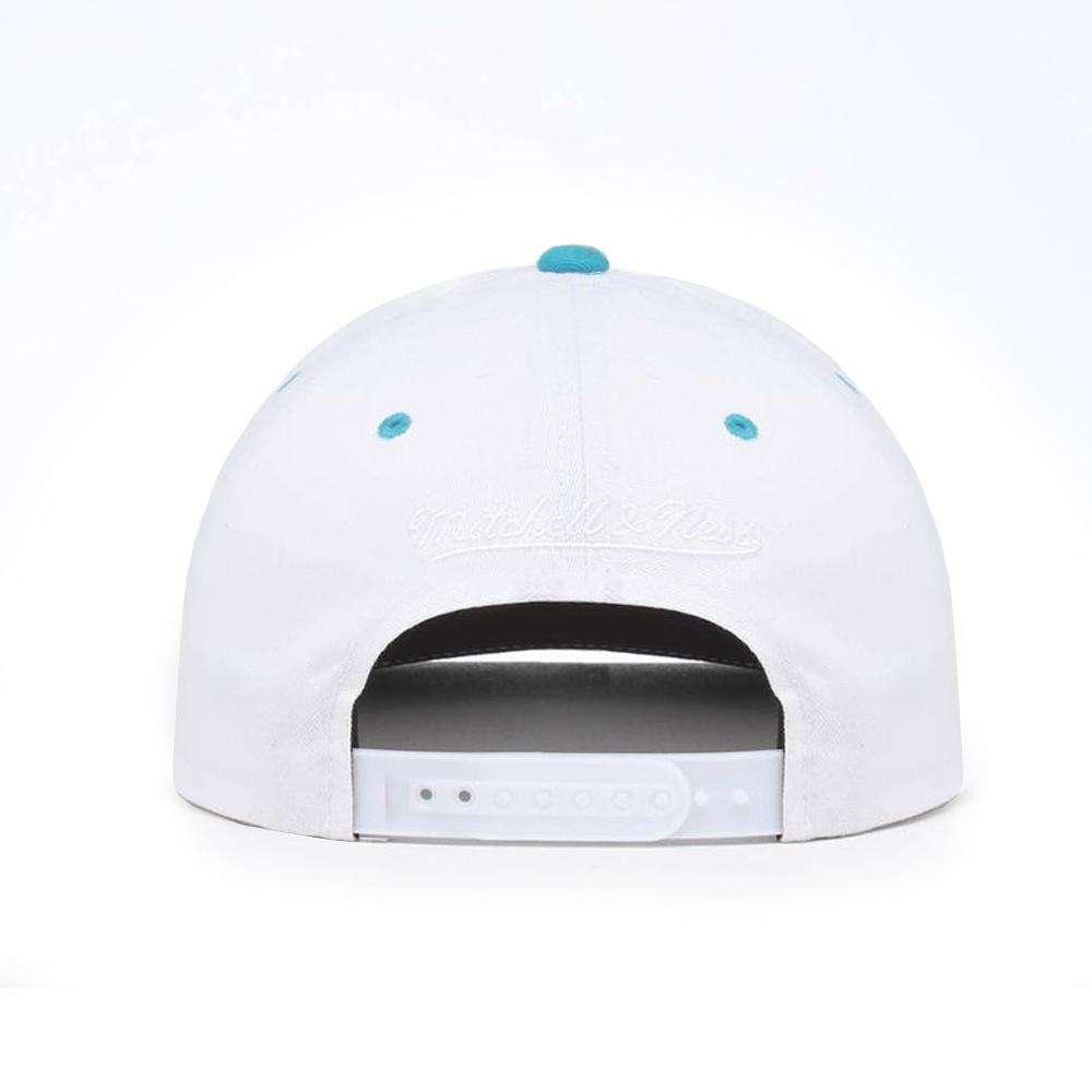 Mitchell And Ness Caps Charlotte Hornets Mitchell & Ness NBA Retro Script Snapback Hat - White