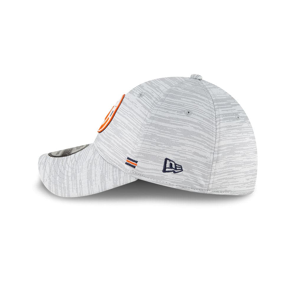 New Era Caps Chicago Bears Alternate New Era NFL 2020 Sideline 39THIRTY Flex Fit Curve Hat - Grey