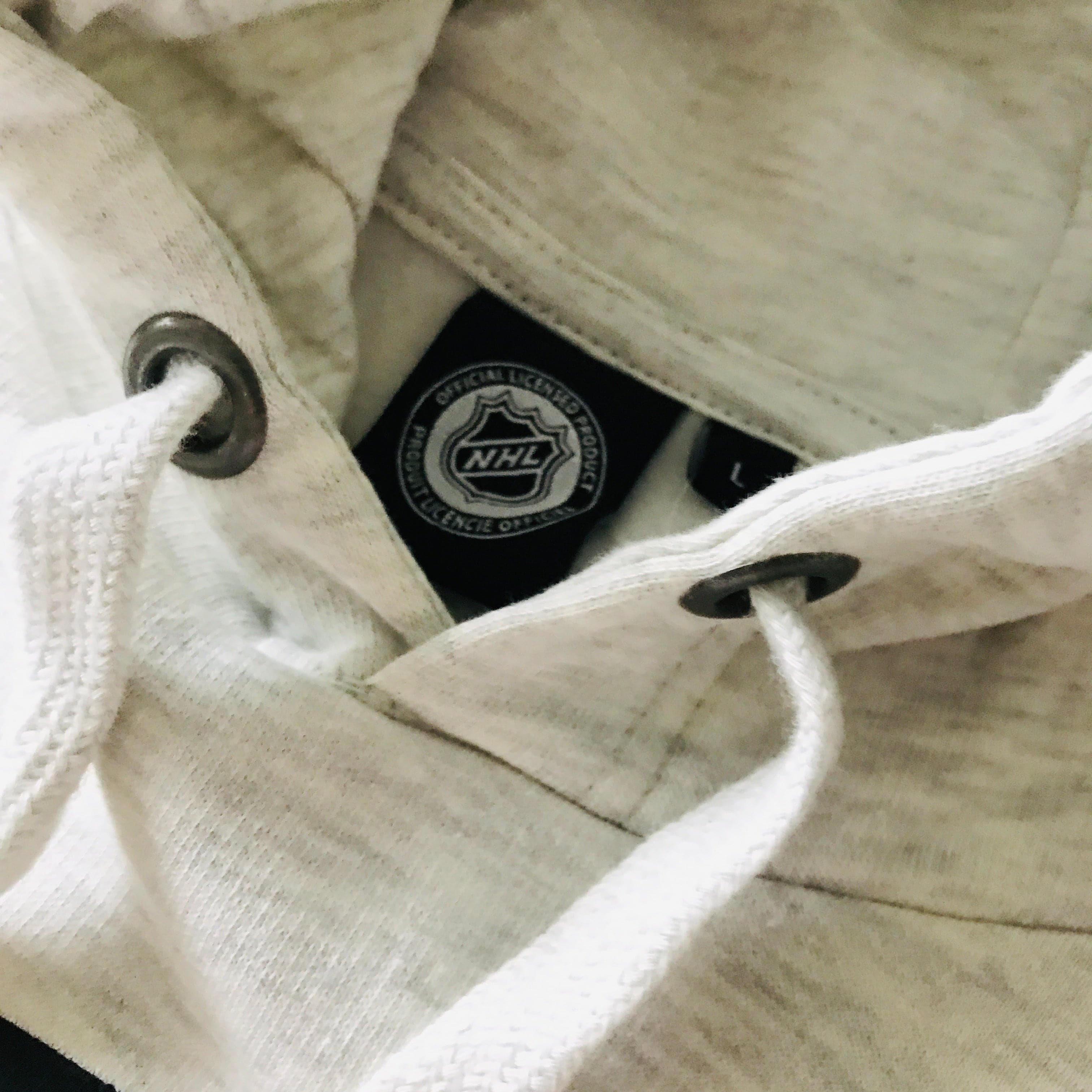 Majestic Athletic Jumpers Chicago Blackhawks Majestic NHL Prism Logo Hoodie Jumper - Cream Marle