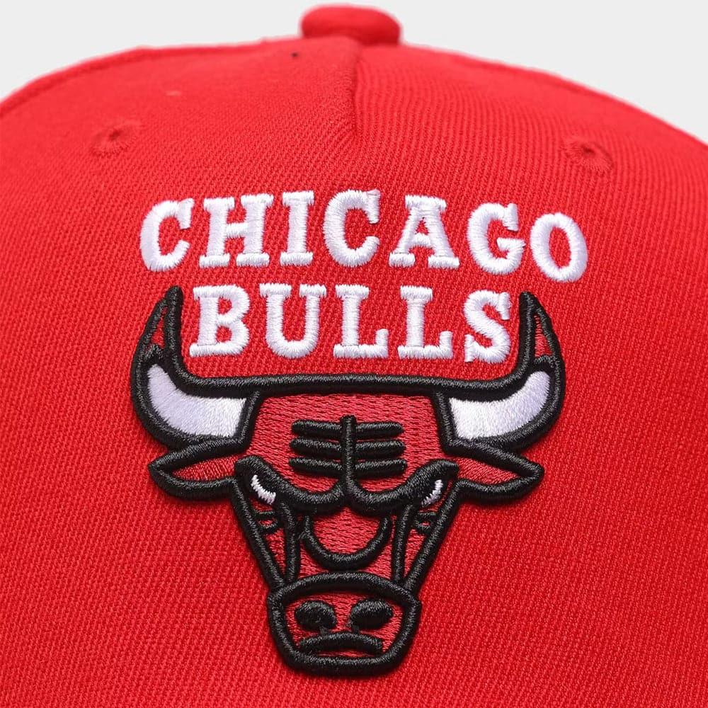 Mitchell And Ness Caps Chicago Bulls Mitchell & Ness NBA 96 Champs Classic Red Snapback Hat - Red