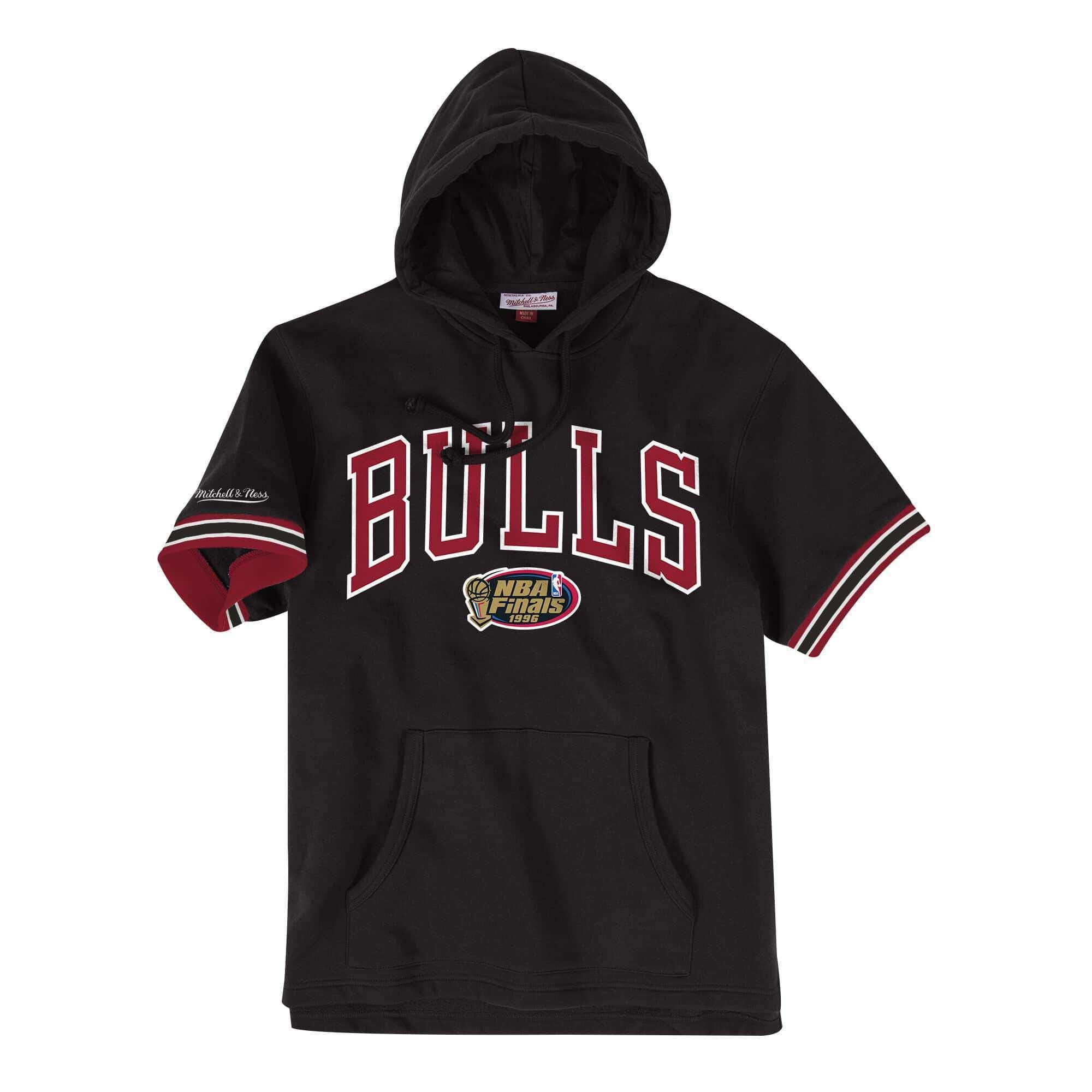 Mitchell And Ness Jumpers Chicago Bulls Mitchell & Ness NBA French Terry Short Sleeve Hoodie Jumper - Black
