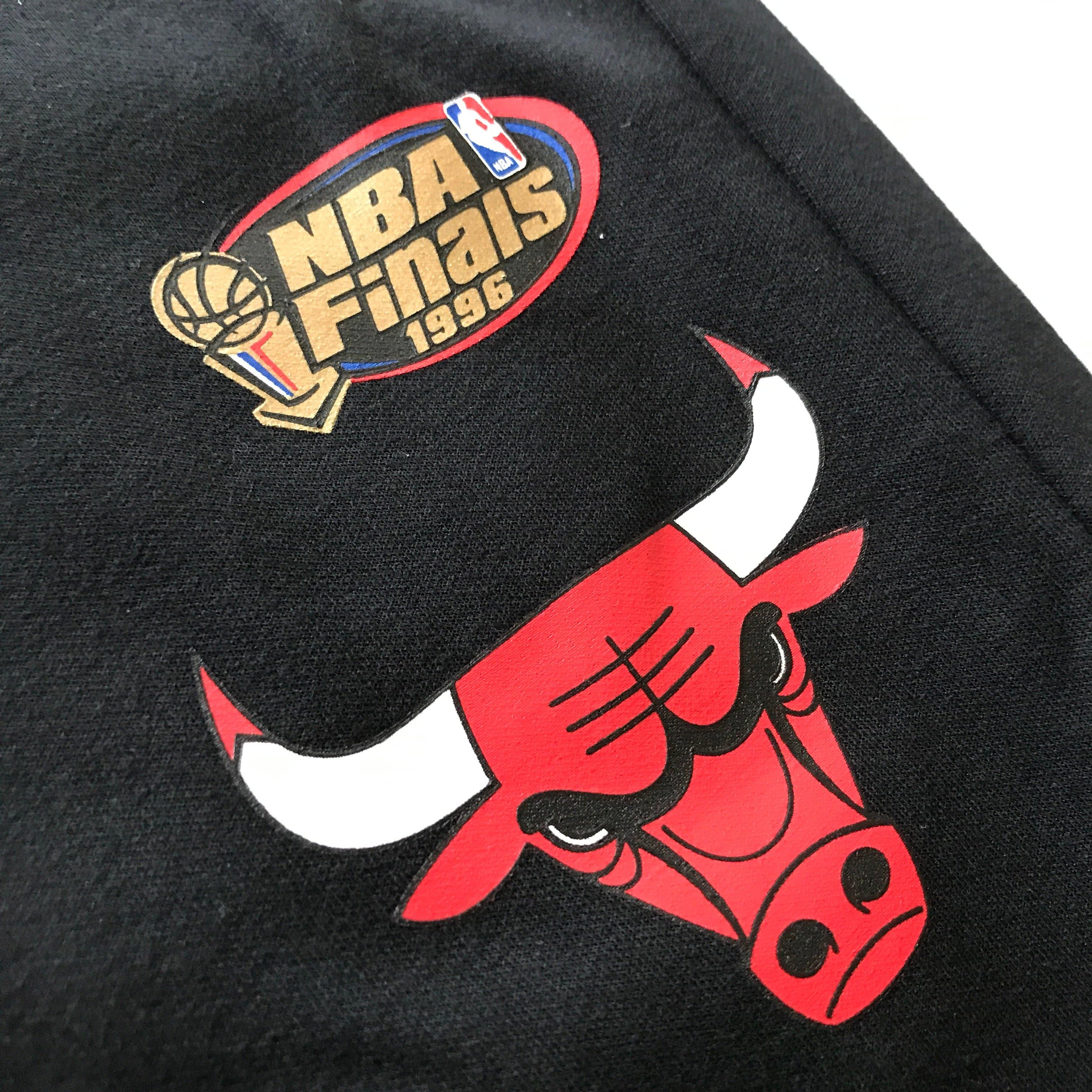 Mitchell And Ness Pants Chicago Bulls Mitchell & Ness NBA Hometown Fleece Jogger Pants - Black
