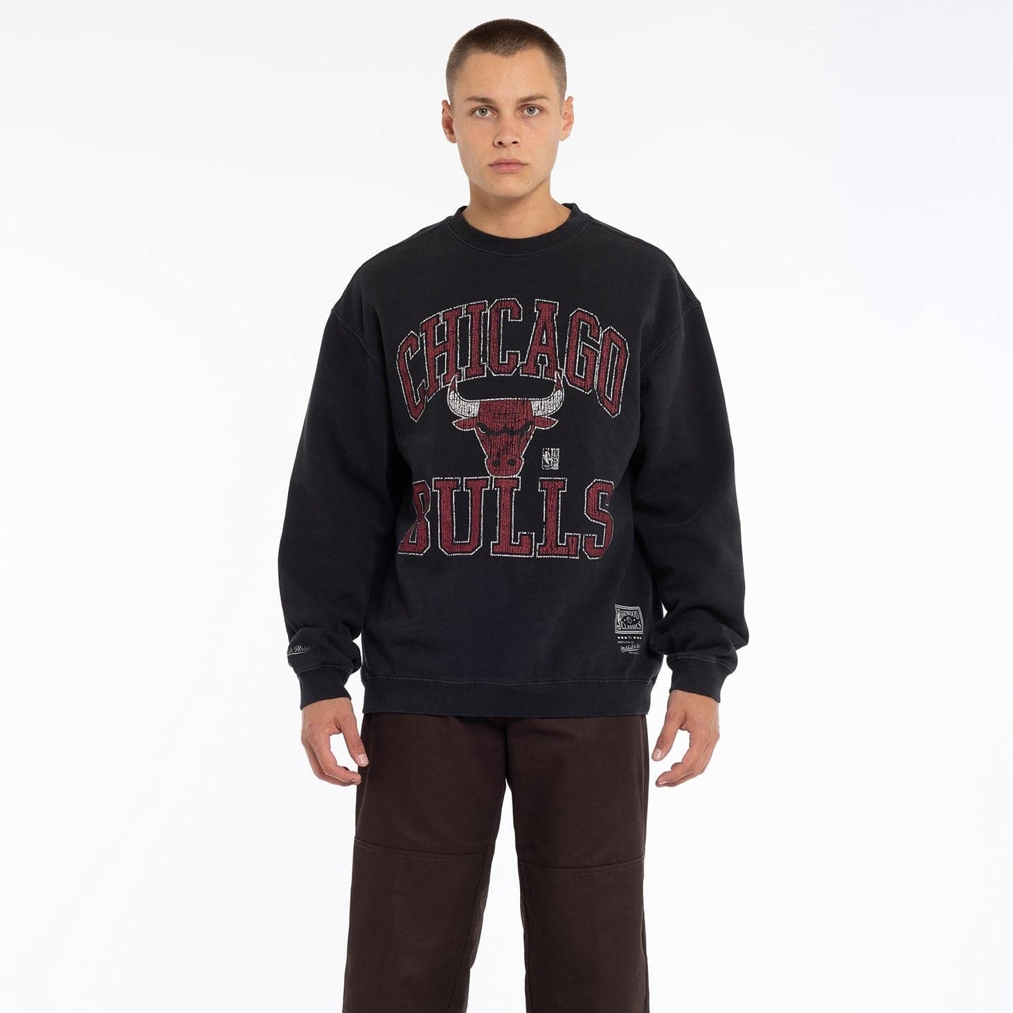 Mitchell And Ness Jumpers Chicago Bulls Mitchell & Ness NBA Ivy Arch Vintage Crew Jumper - Faded Black