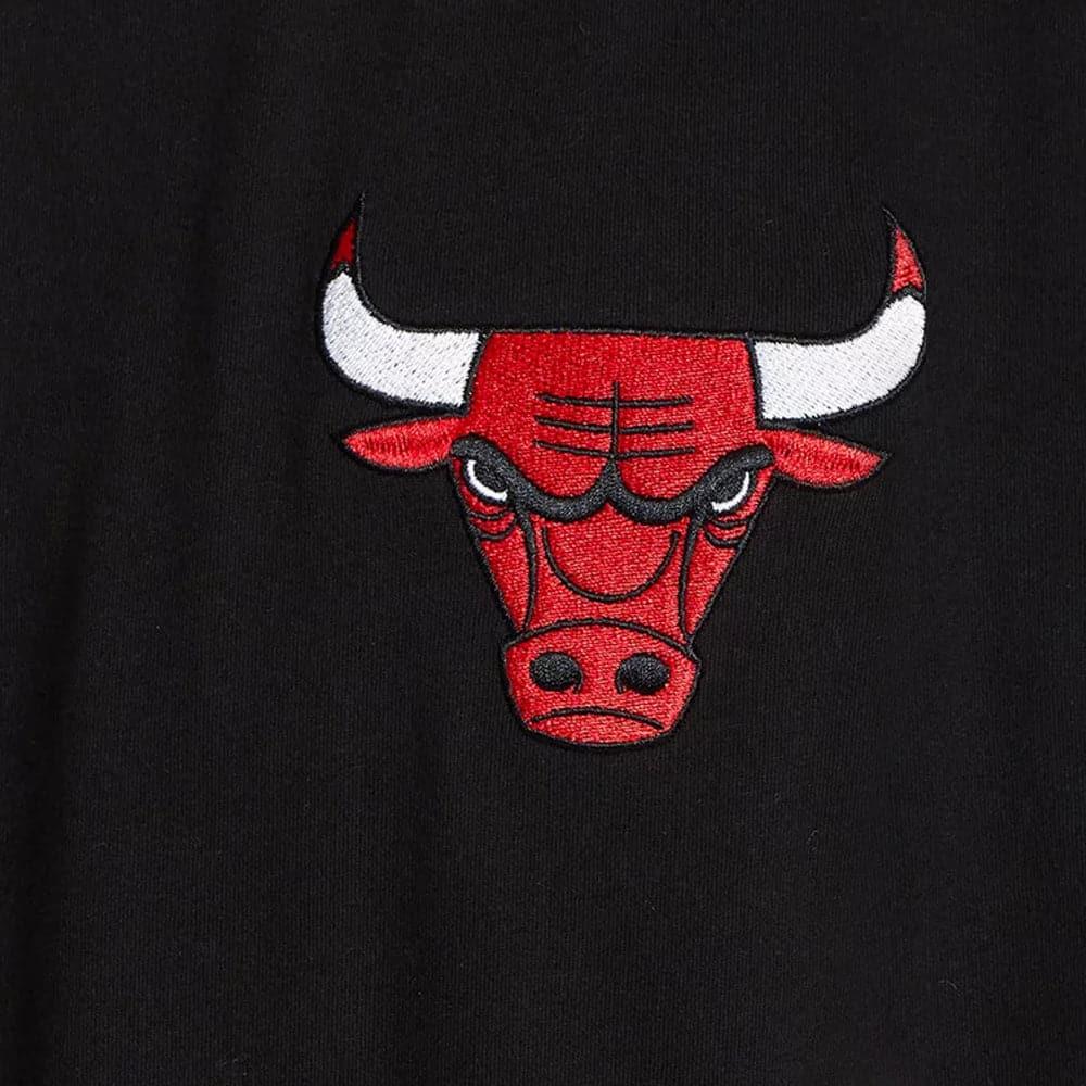 Mitchell And Ness Long Sleeve Tees Chicago Bulls Mitchell & Ness NBA Left Hit Long Sleeve T-Shirt - Black