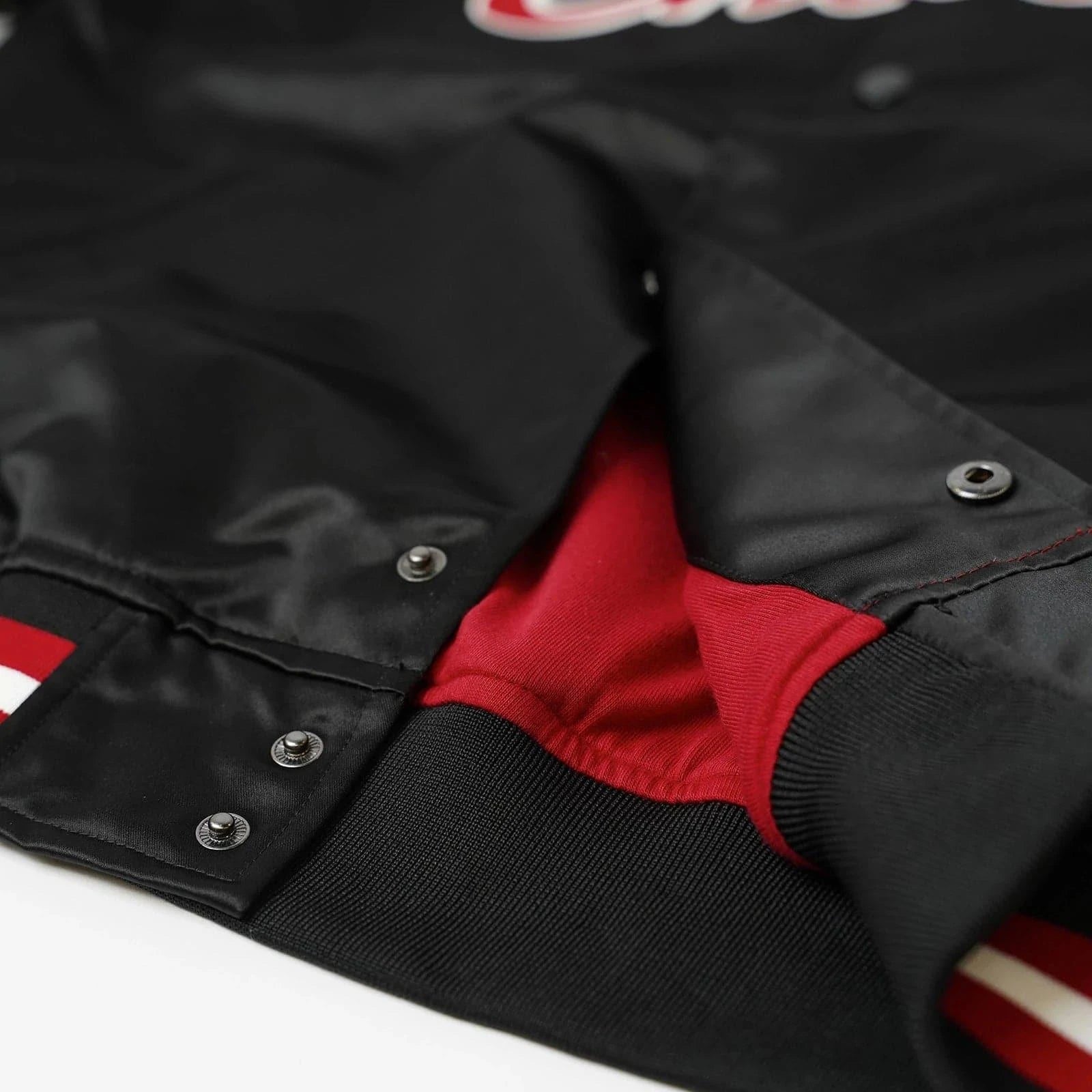 Mitchell And Ness Jackets Chicago Bulls Mitchell & Ness NBA Lightweight HWC Satin Jacket - Black