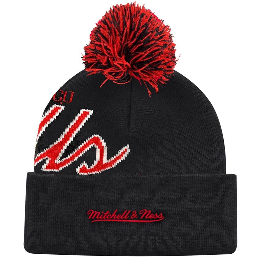 Mitchell And Ness Beanies Chicago Bulls Mitchell & Ness NBA Script Burst Pom Knit Beanie - Black