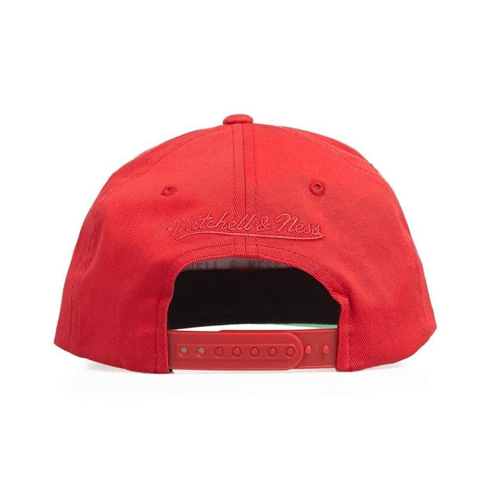 Mitchell And Ness Caps Chicago Bulls Mitchell & Ness NBA Stripes Deadstock Snapback Hat - Red