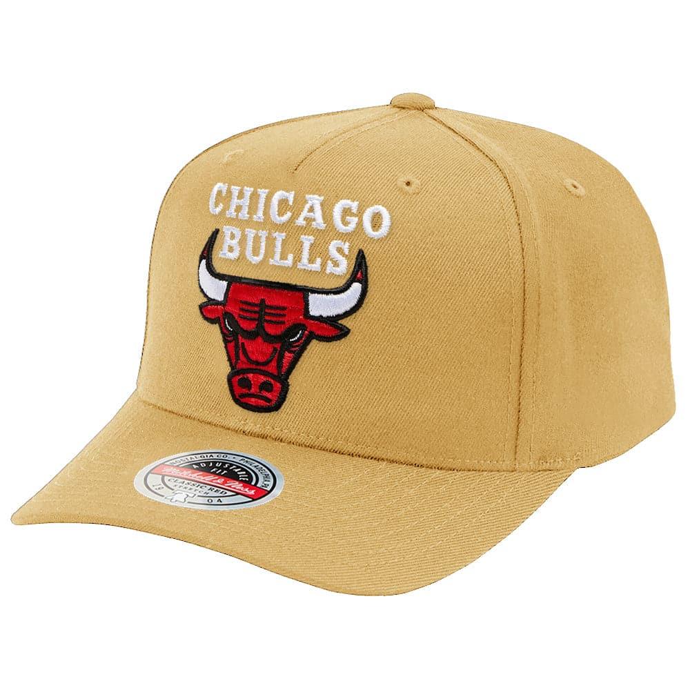 Mitchell And Ness Caps Chicago Bulls Mitchell & Ness NBA Team Classic Red Curve Snapback Hat - Khaki