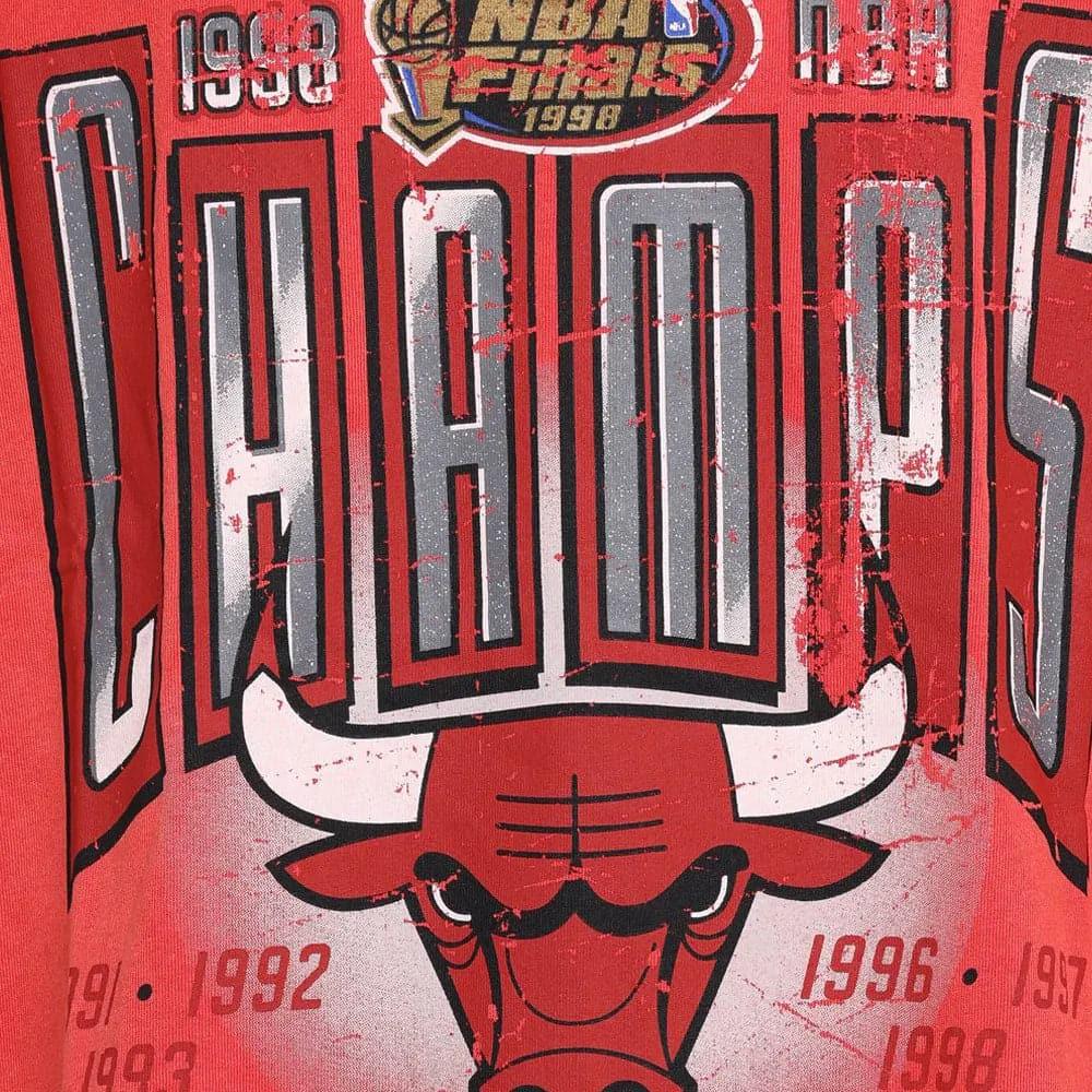 Mitchell And Ness T-Shirts Chicago Bulls Mitchell & Ness NBA Winner Takes All Vintage T-Shirt - Faded Red