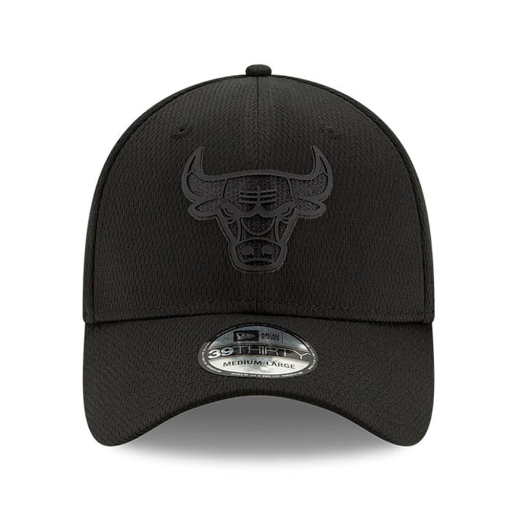 New Era Caps Chicago Bulls New Era NBA 2020 Back Half Black On Black 39THIRTY Flex Fit Curve Hat