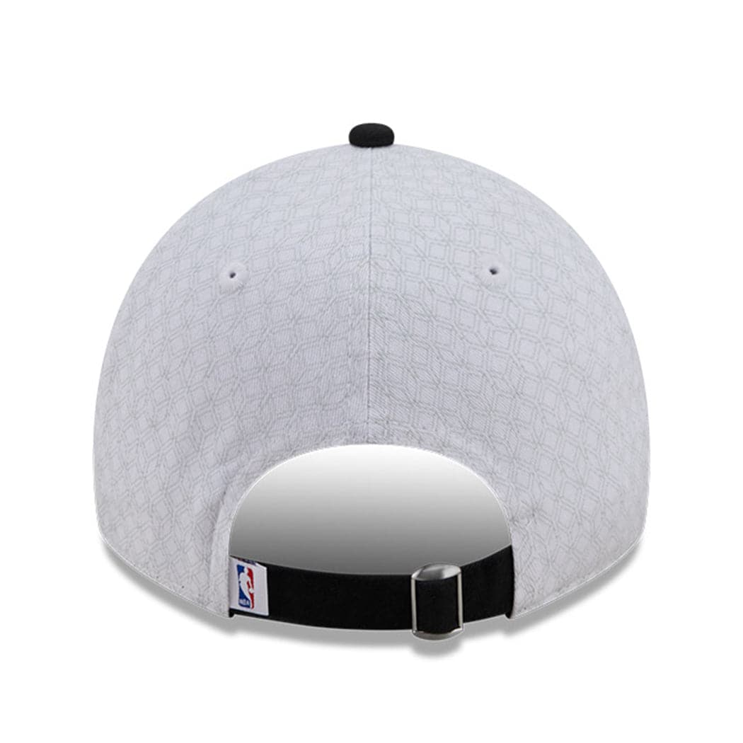 New Era Caps Chicago Bulls New Era NBA 22-23 City Edition 9TWENTY Strapback Hat - White